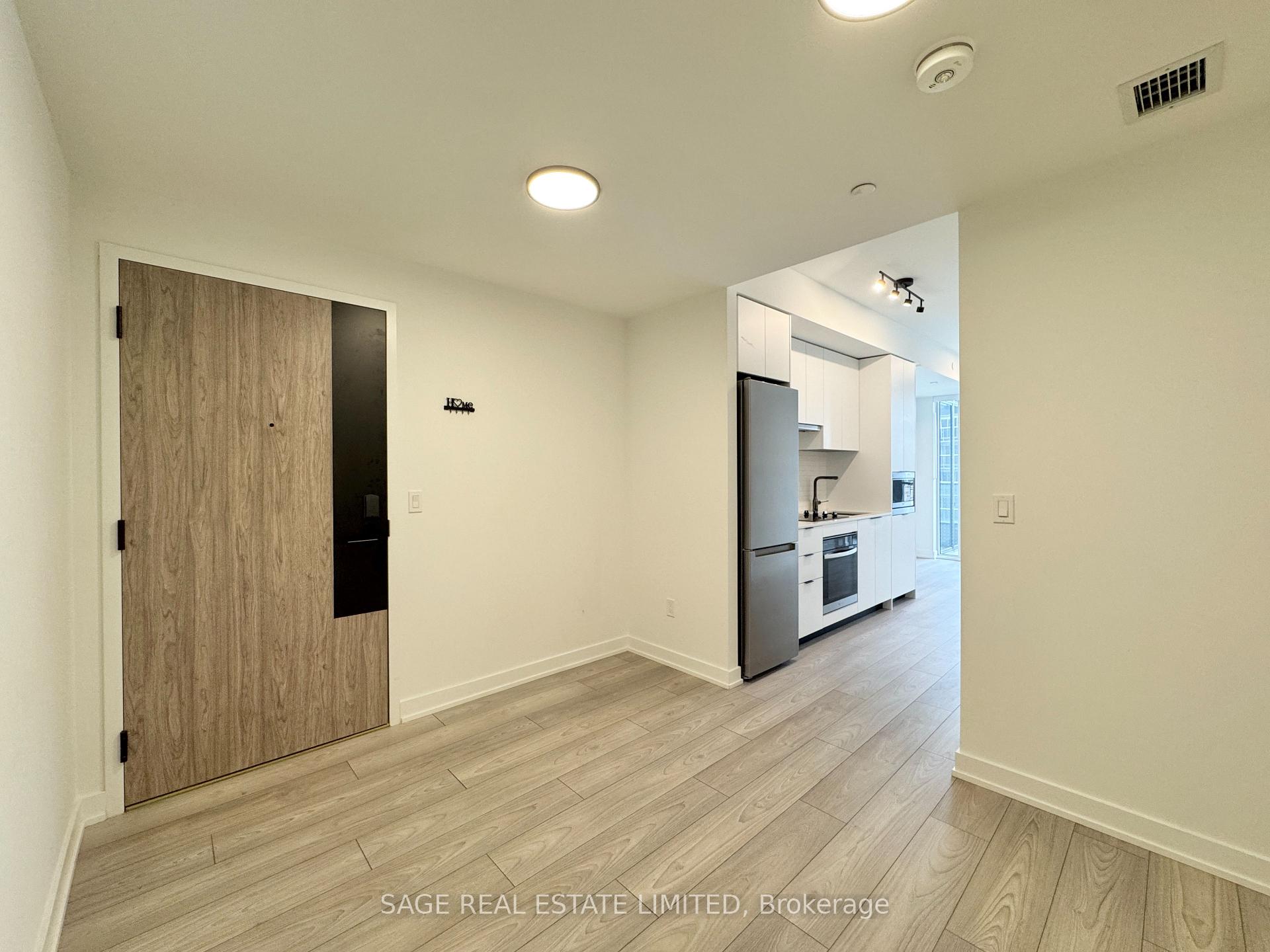 Photo 2 of Unit 433, 1007 The Queensway, Etobicoke, Islington-City Centre West — HOMEH