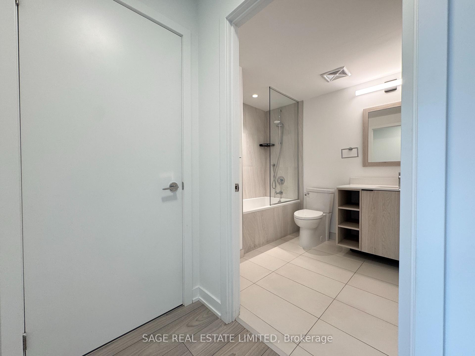 Photo 17 of Unit 433, 1007 The Queensway, Etobicoke, Islington-City Centre West — HOMEH