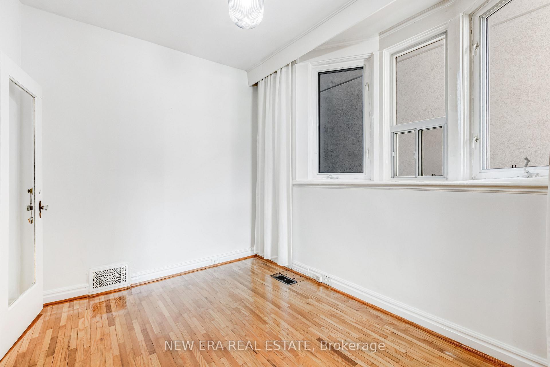 Photo 19 of 393 Ossington Avenue, Toronto, Trinity-Bellwoods — HOMEH