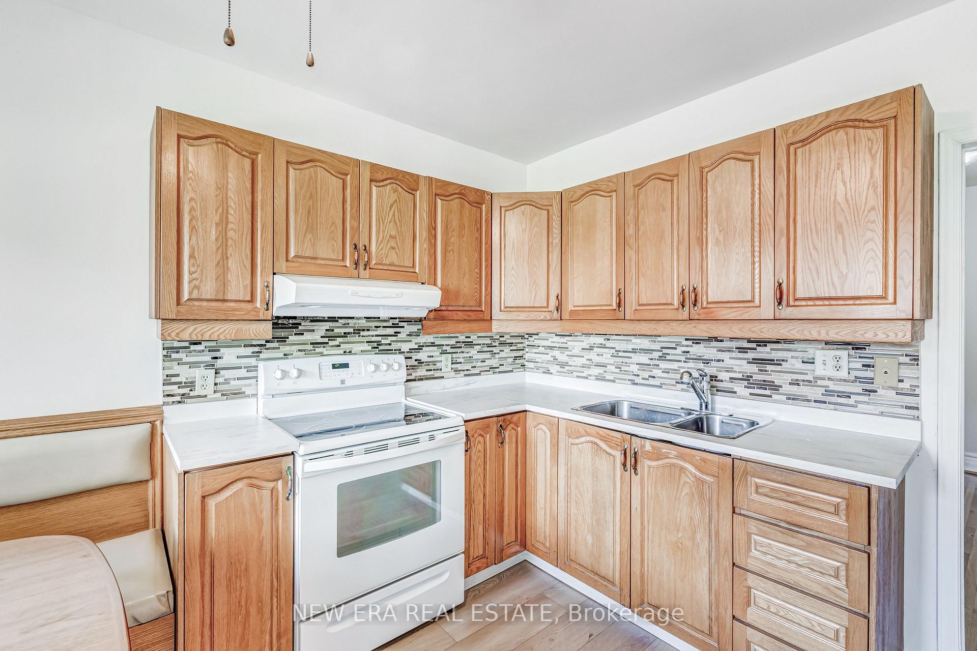 Photo 31 of 393 Ossington Avenue, Toronto, Trinity-Bellwoods — HOMEH
