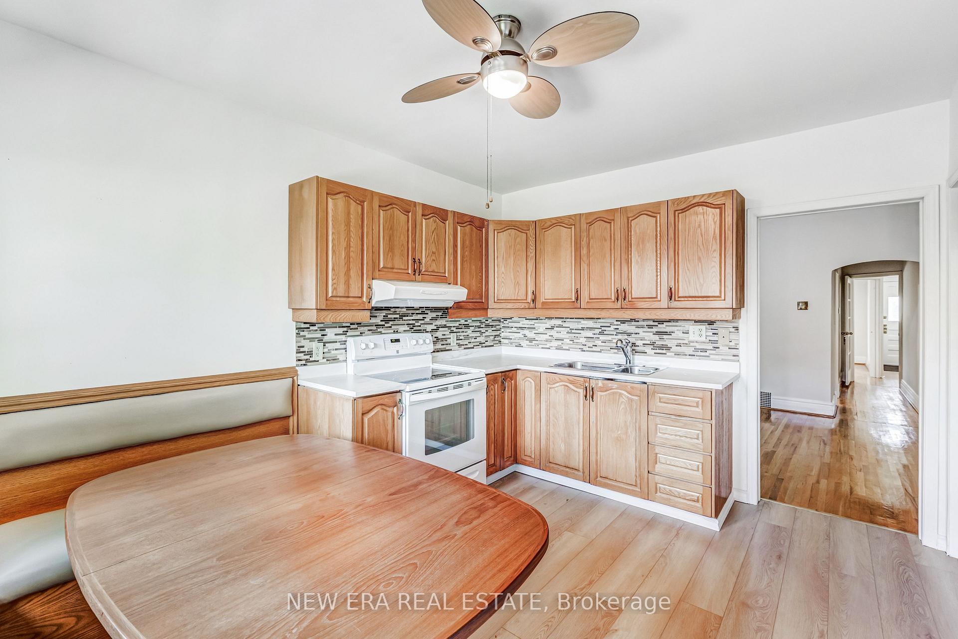 Photo 33 of 393 Ossington Avenue, Toronto, Trinity-Bellwoods — HOMEH