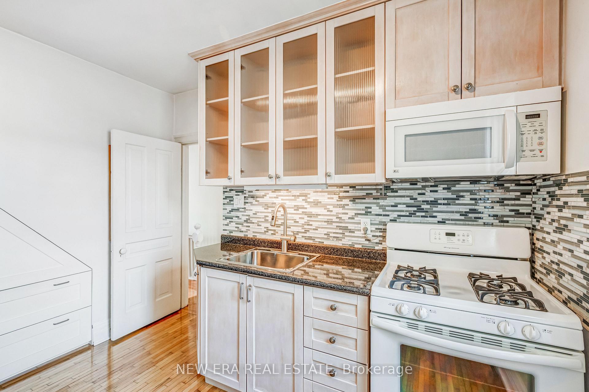 Photo 43 of 393 Ossington Avenue, Toronto, Trinity-Bellwoods — HOMEH