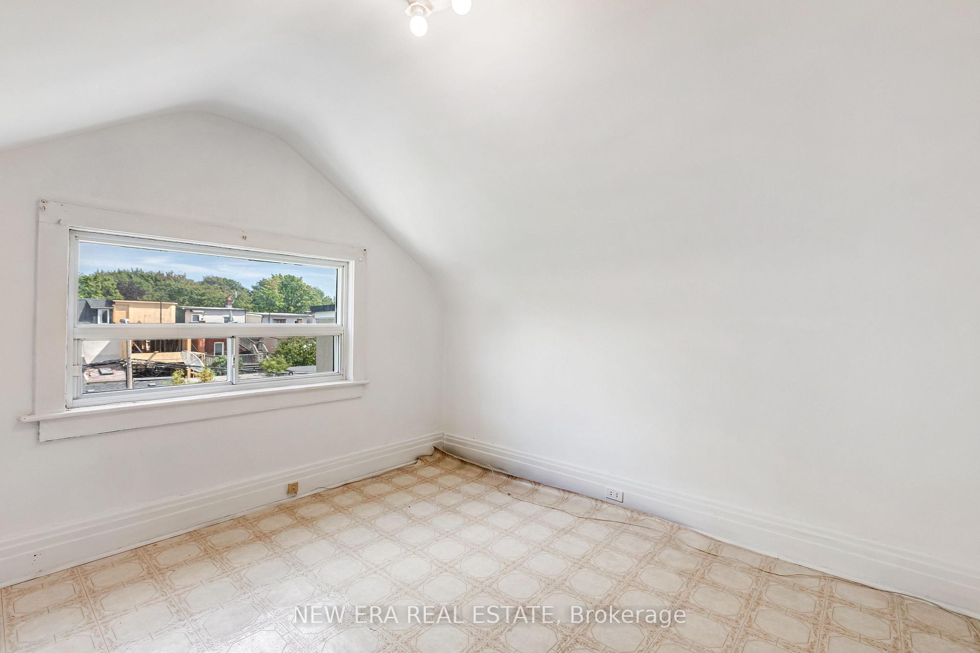 Photo 69 of 393 Ossington Avenue, Toronto, Trinity-Bellwoods — HOMEH