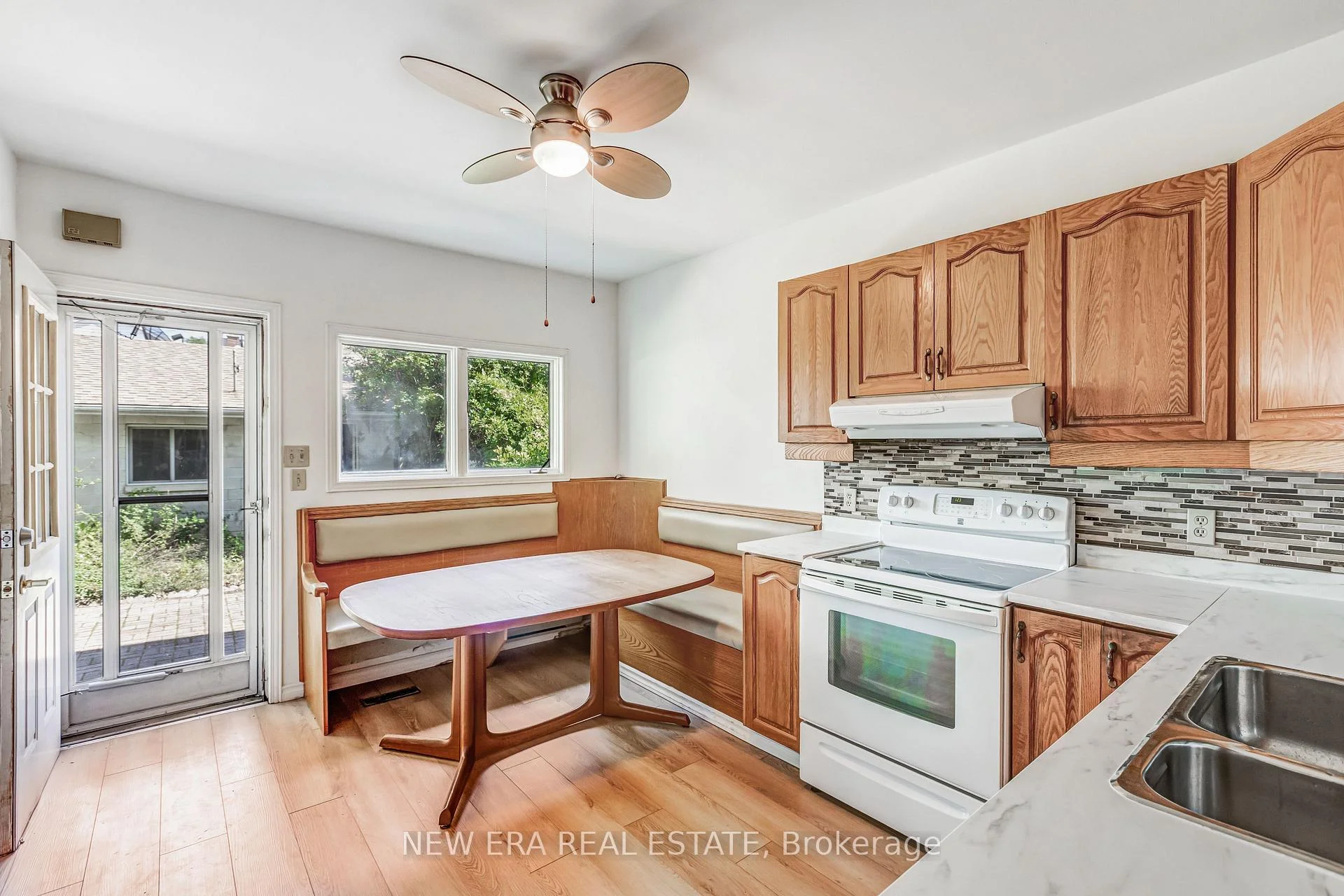Photo 28 of 393 Ossington Avenue, Toronto, Trinity-Bellwoods — HOMEH