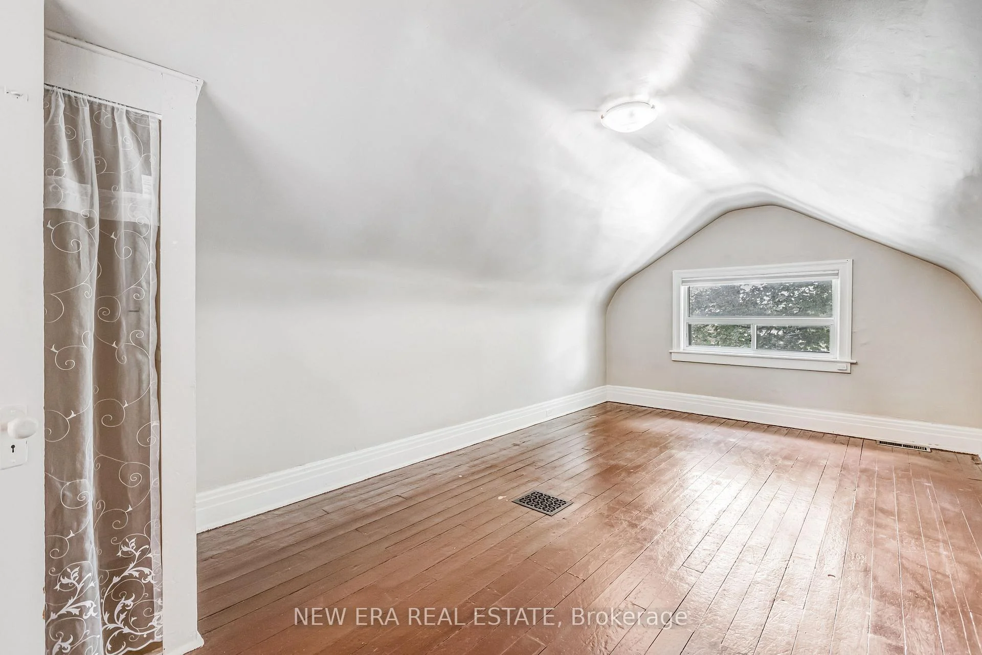 Photo 60 of 393 Ossington Avenue, Toronto, Trinity-Bellwoods — HOMEH