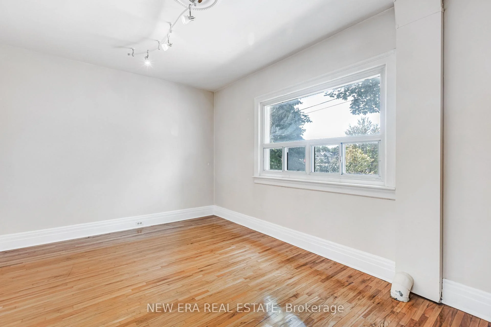 Photo 64 of 393 Ossington Avenue, Toronto, Trinity-Bellwoods — HOMEH