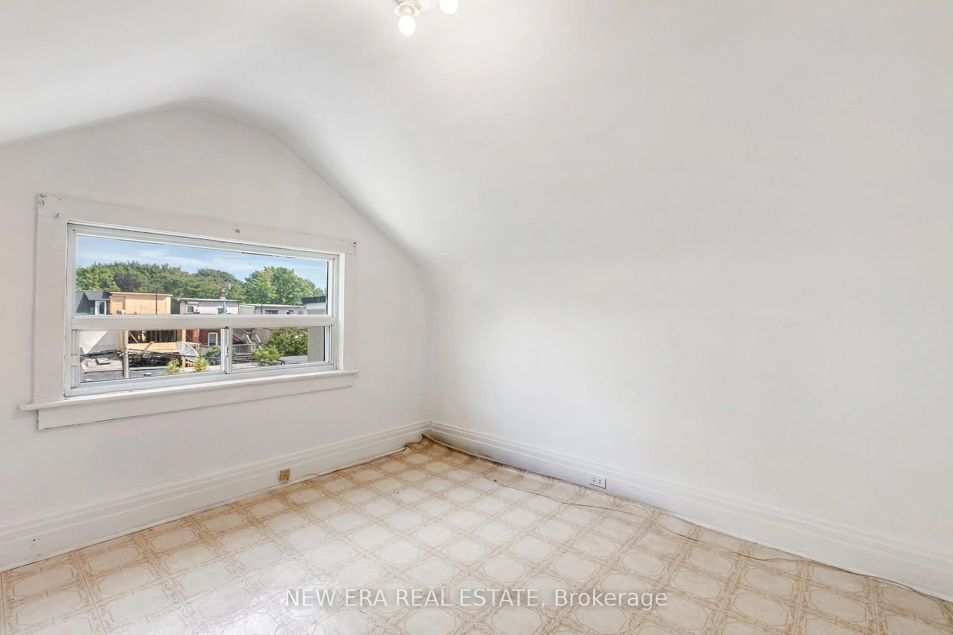 Photo 68 of 393 Ossington Avenue, Toronto, Trinity-Bellwoods — HOMEH