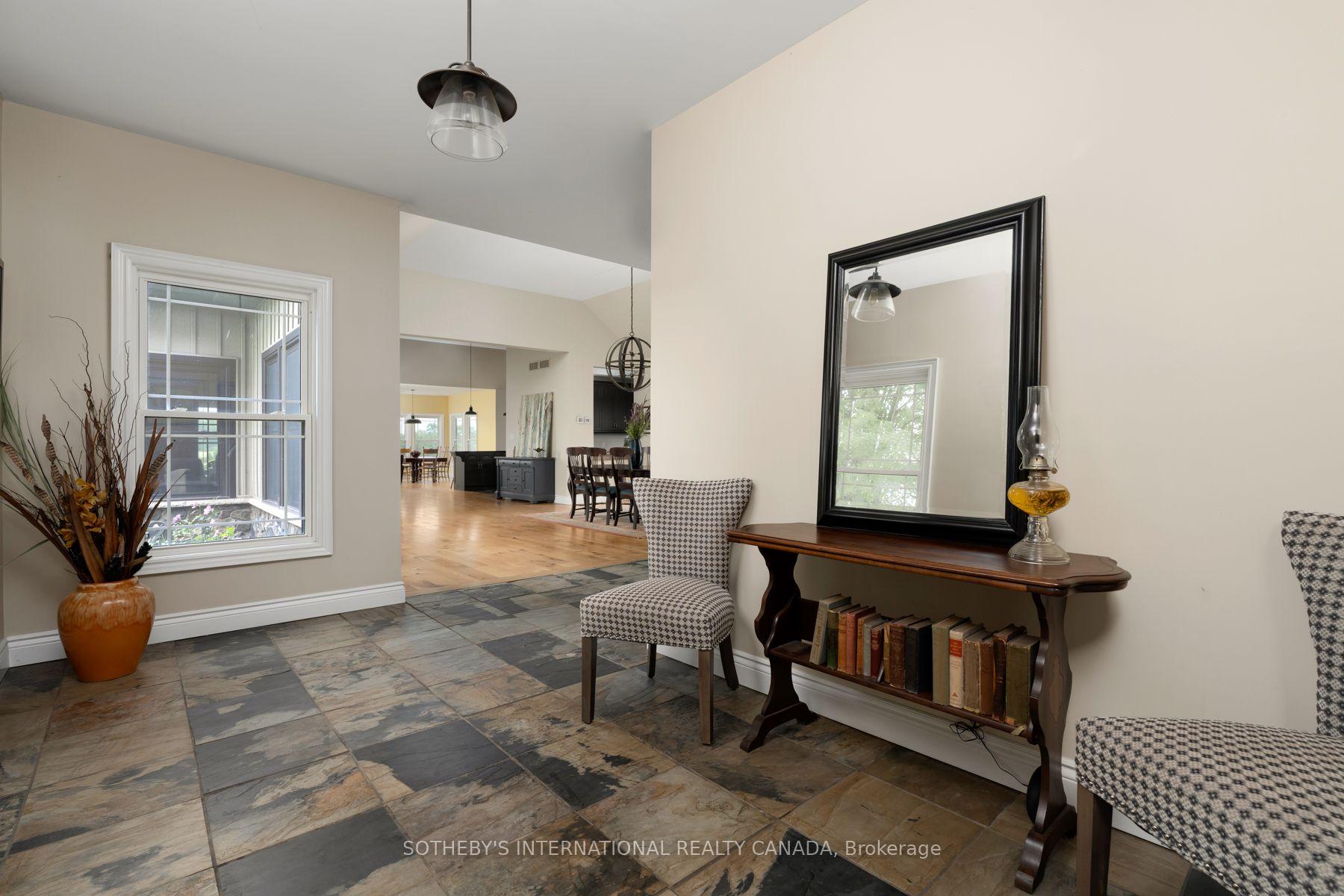 Photo 5 of 151 Concession 7 Road E, Hamilton, Rural Flamborough — HOMEH