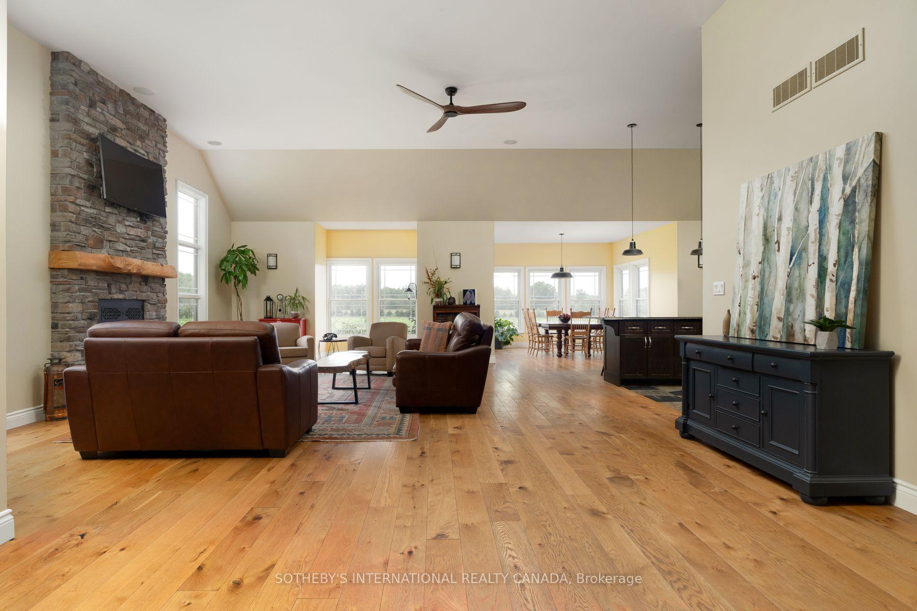 Photo 11 of 151 Concession 7 Road E, Hamilton, Rural Flamborough — HOMEH