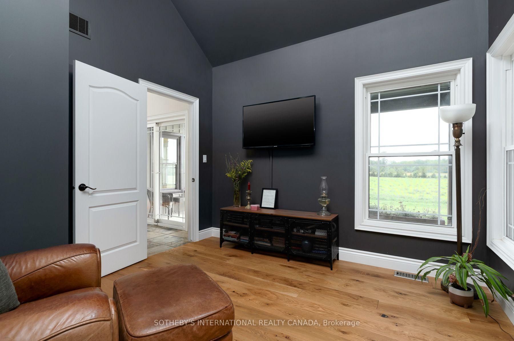 Photo 24 of 151 Concession 7 Road E, Hamilton, Rural Flamborough — HOMEH