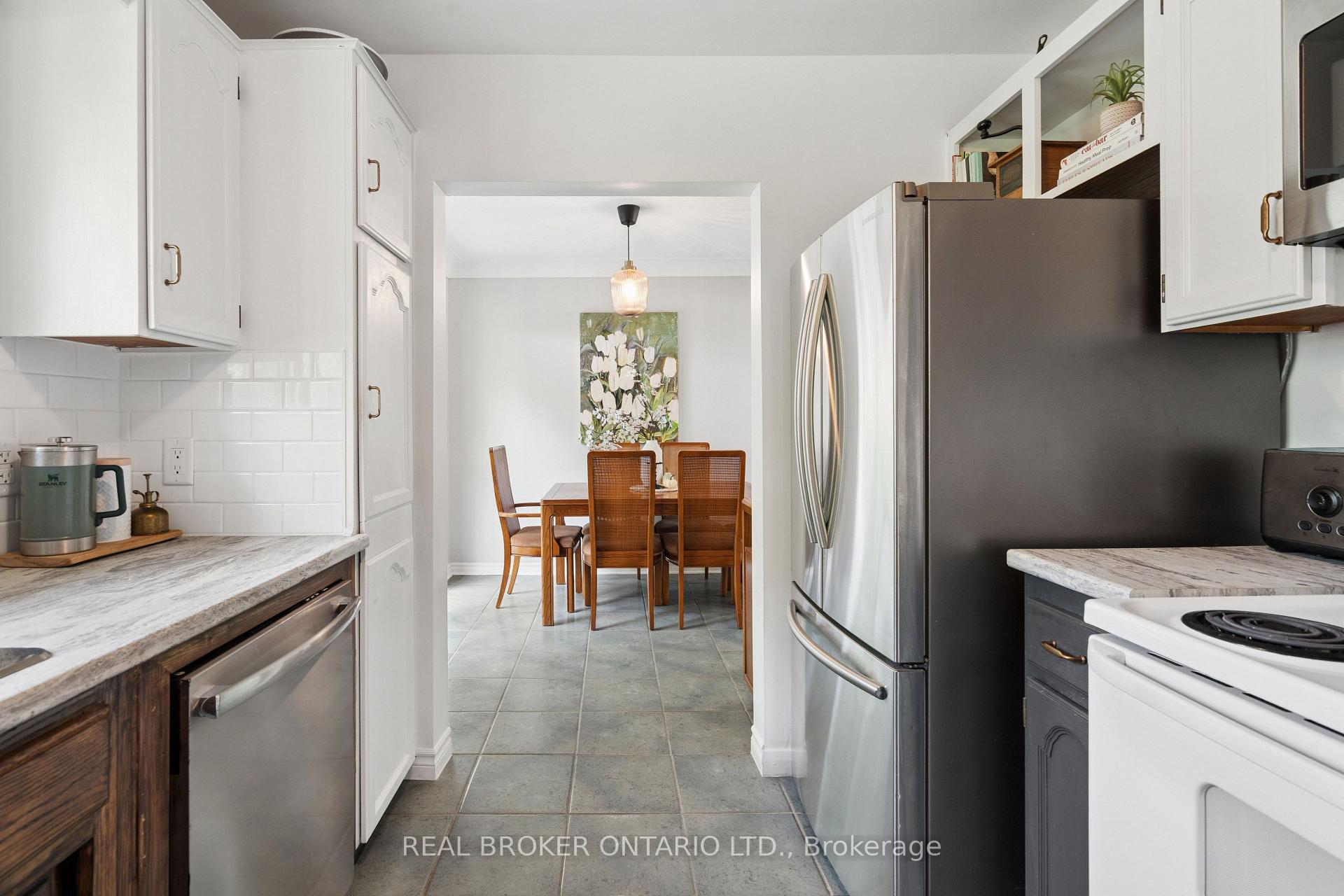 Photo 13 of 33 Patterson Avenue, Brantford, Echo Place — HOMEH