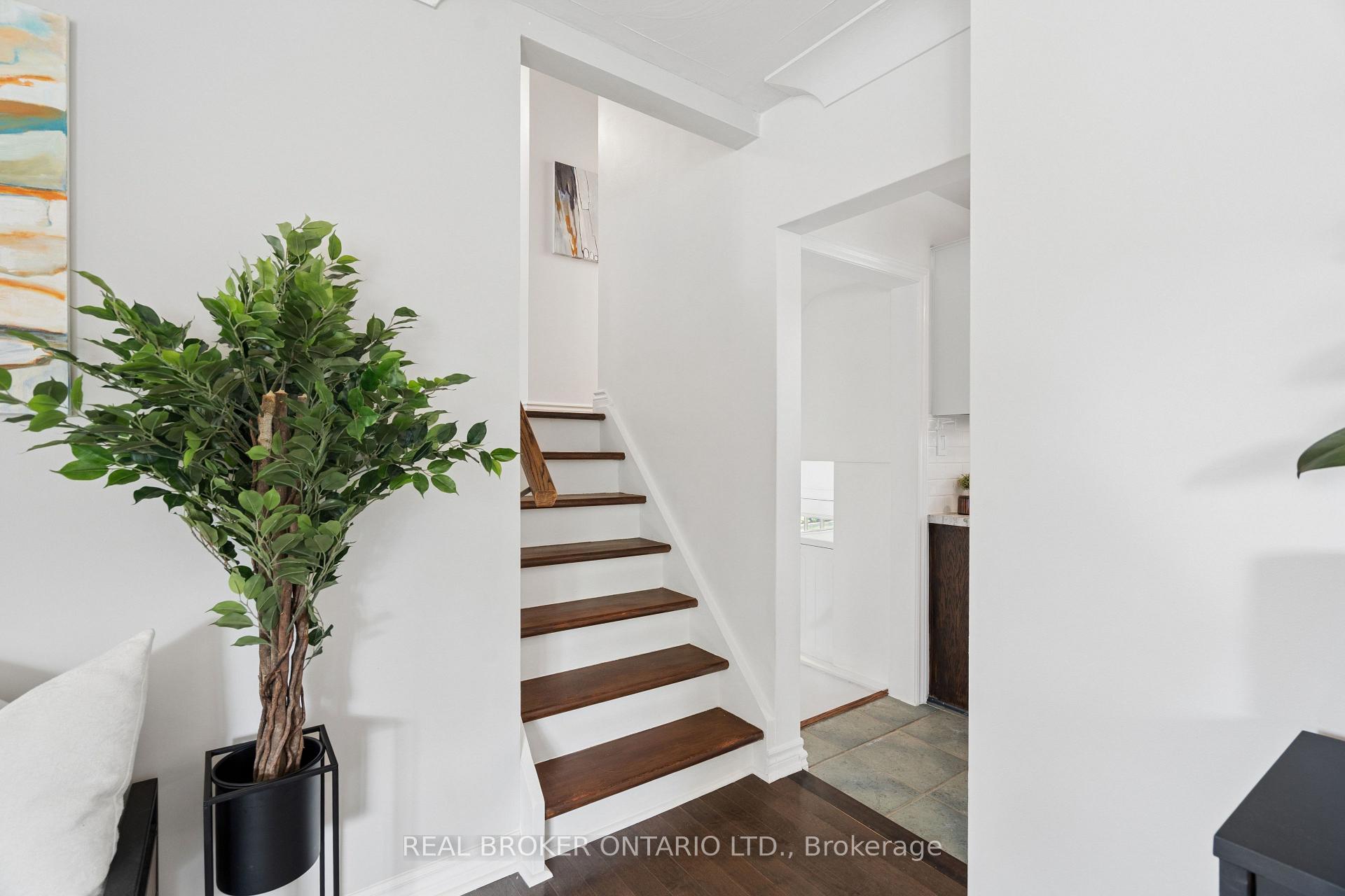 Photo 16 of 33 Patterson Avenue, Brantford, Echo Place — HOMEH