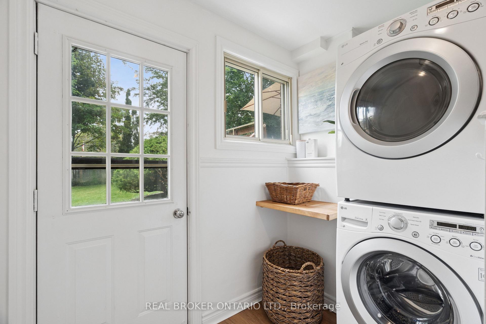 Photo 26 of 33 Patterson Avenue, Brantford, Echo Place — HOMEH