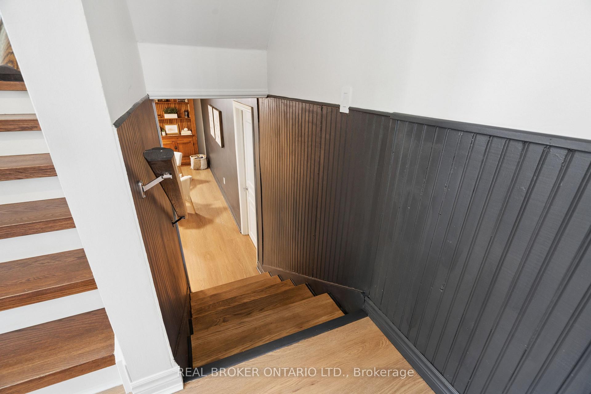 Photo 33 of 33 Patterson Avenue, Brantford, Echo Place — HOMEH