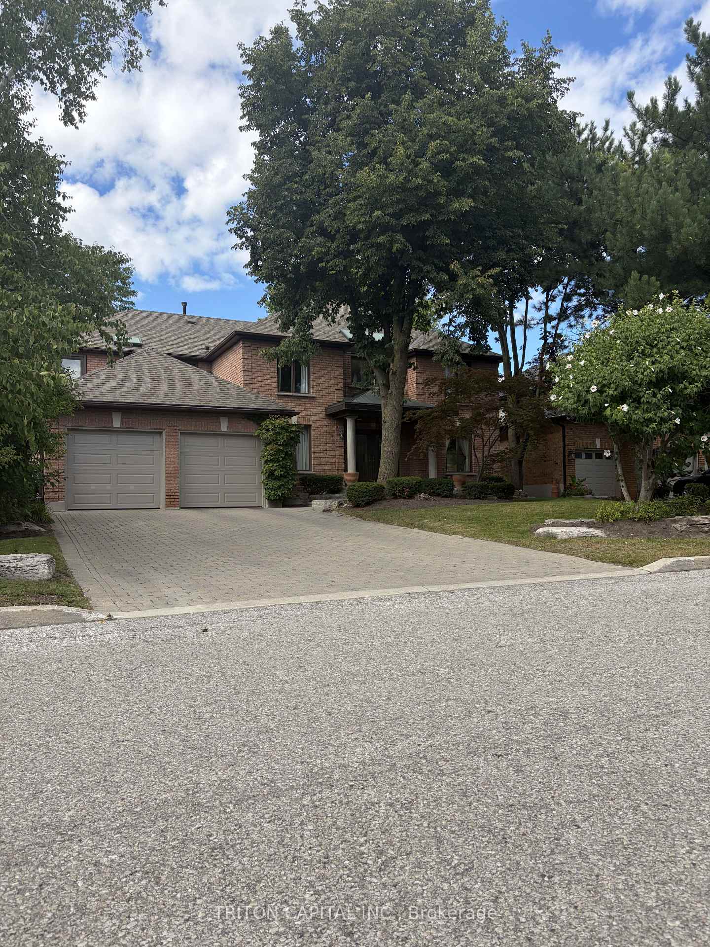 Photo 1 of 64 Dianawood Ridge, Vaughan, East Woodbridge — HOMEH