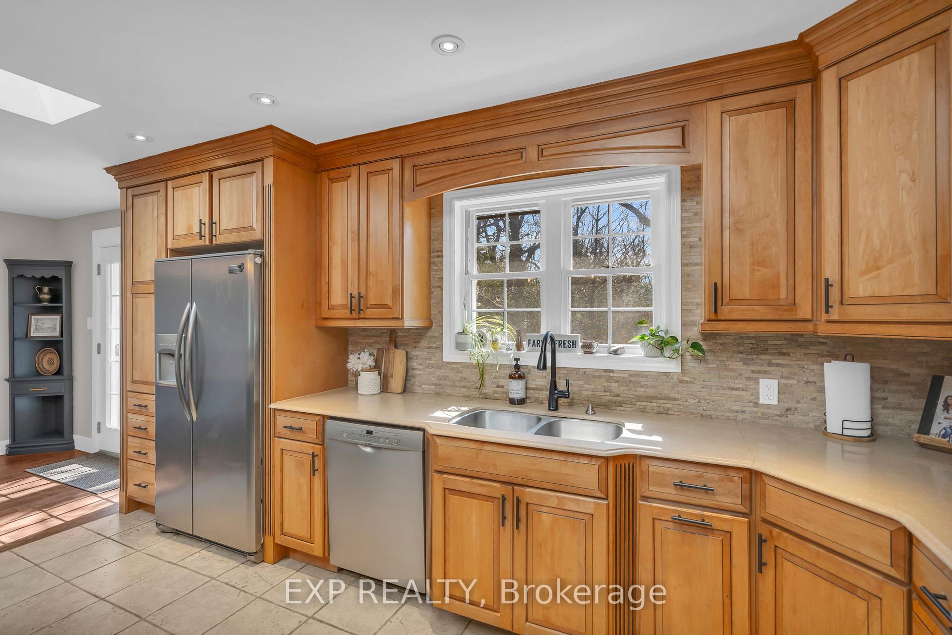 Photo 10 of 89 River Street, Georgina, Sutton & Jackson's Point — HOMEH