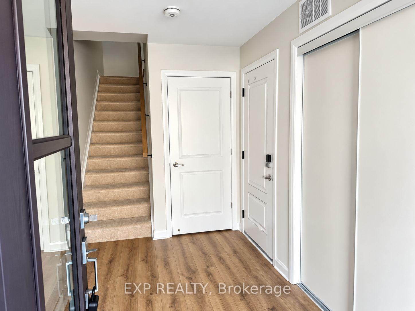 Photo 4 of 202 Visionary Lane N, Ottawa, Kanata - Morgan's Grant/South March — HOMEH