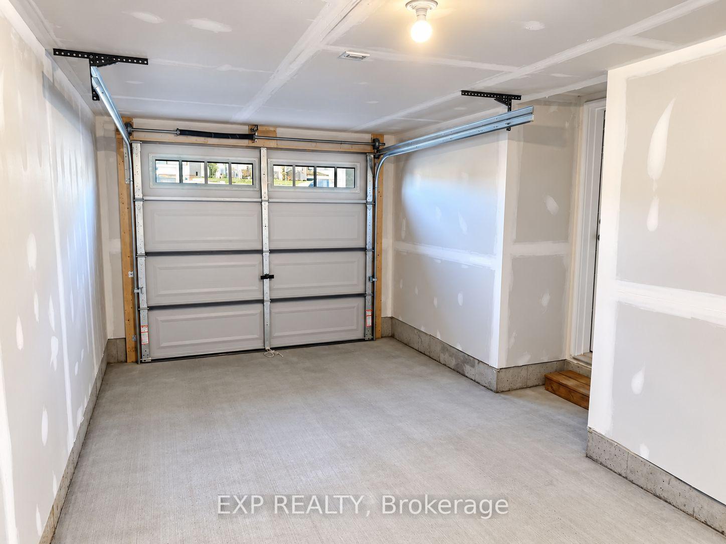 Photo 19 of 202 Visionary Lane N, Ottawa, Kanata - Morgan's Grant/South March — HOMEH