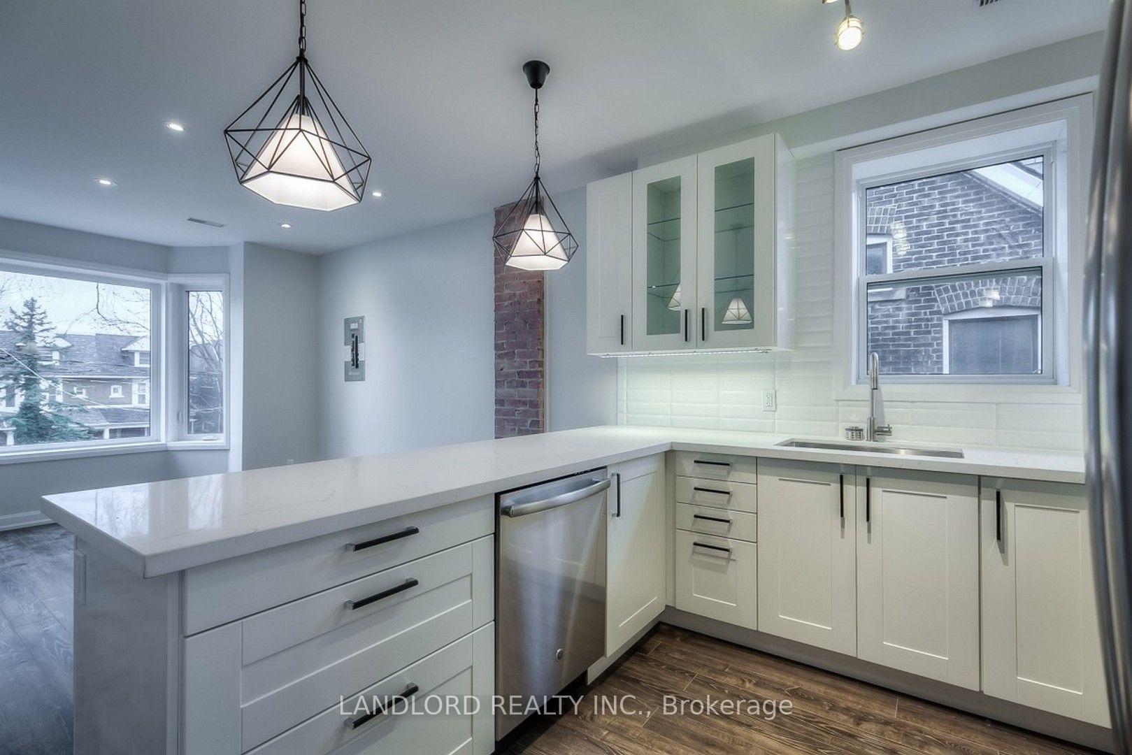 Photo 4 of 82 Parkway Avenue, Toronto, Roncesvalles — HOMEH