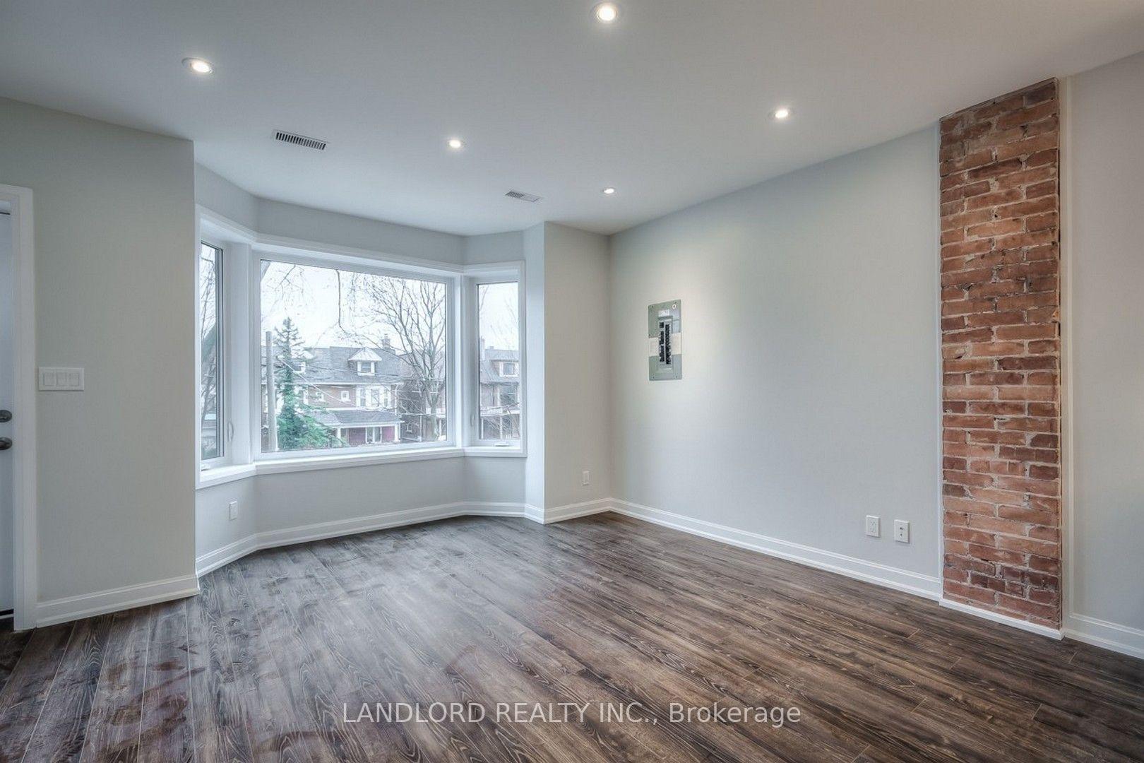 Photo 6 of 82 Parkway Avenue, Toronto, Roncesvalles — HOMEH