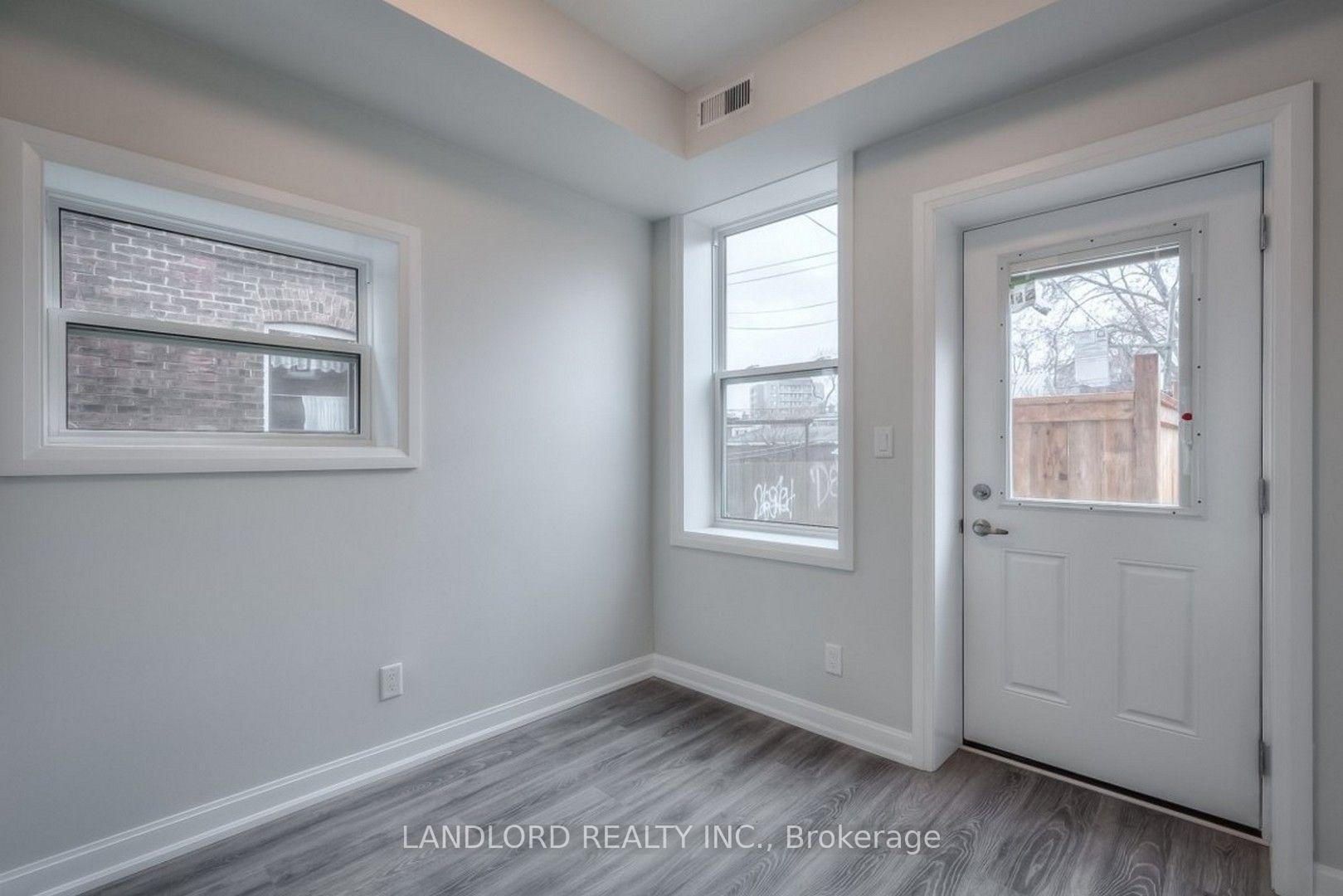 Photo 26 of 82 Parkway Avenue, Toronto, Roncesvalles — HOMEH