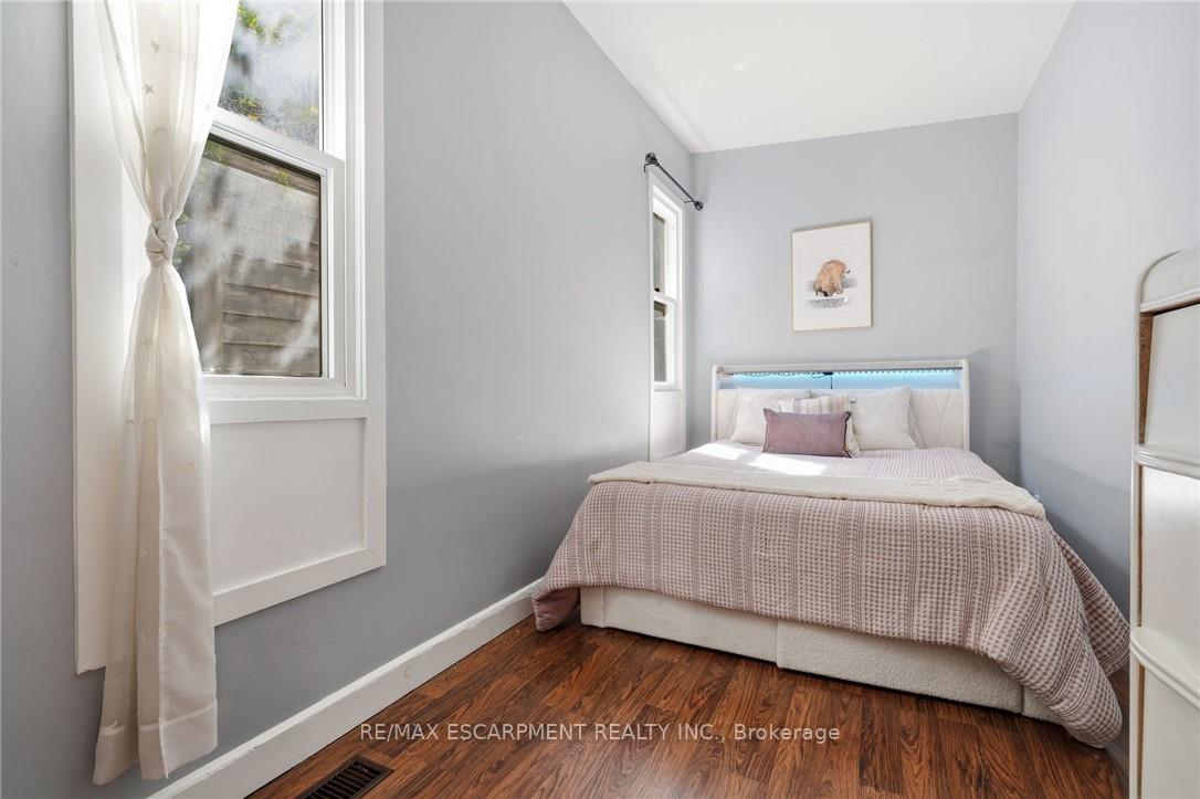 Photo 24 of 79 Amelia Street, Hamilton, Kirkendall — HOMEH