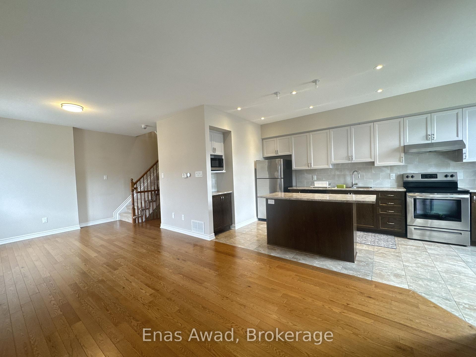 Photo 4 of 170 Gothenburg Private, Ottawa, Riverside South/Gloucester Glen — HOMEH