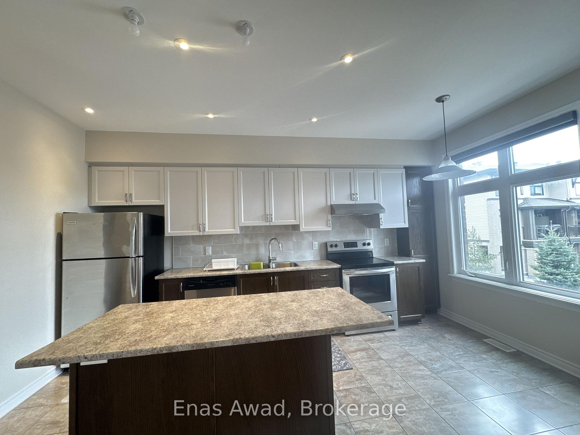 Photo 6 of 170 Gothenburg Private, Ottawa, Riverside South/Gloucester Glen — HOMEH