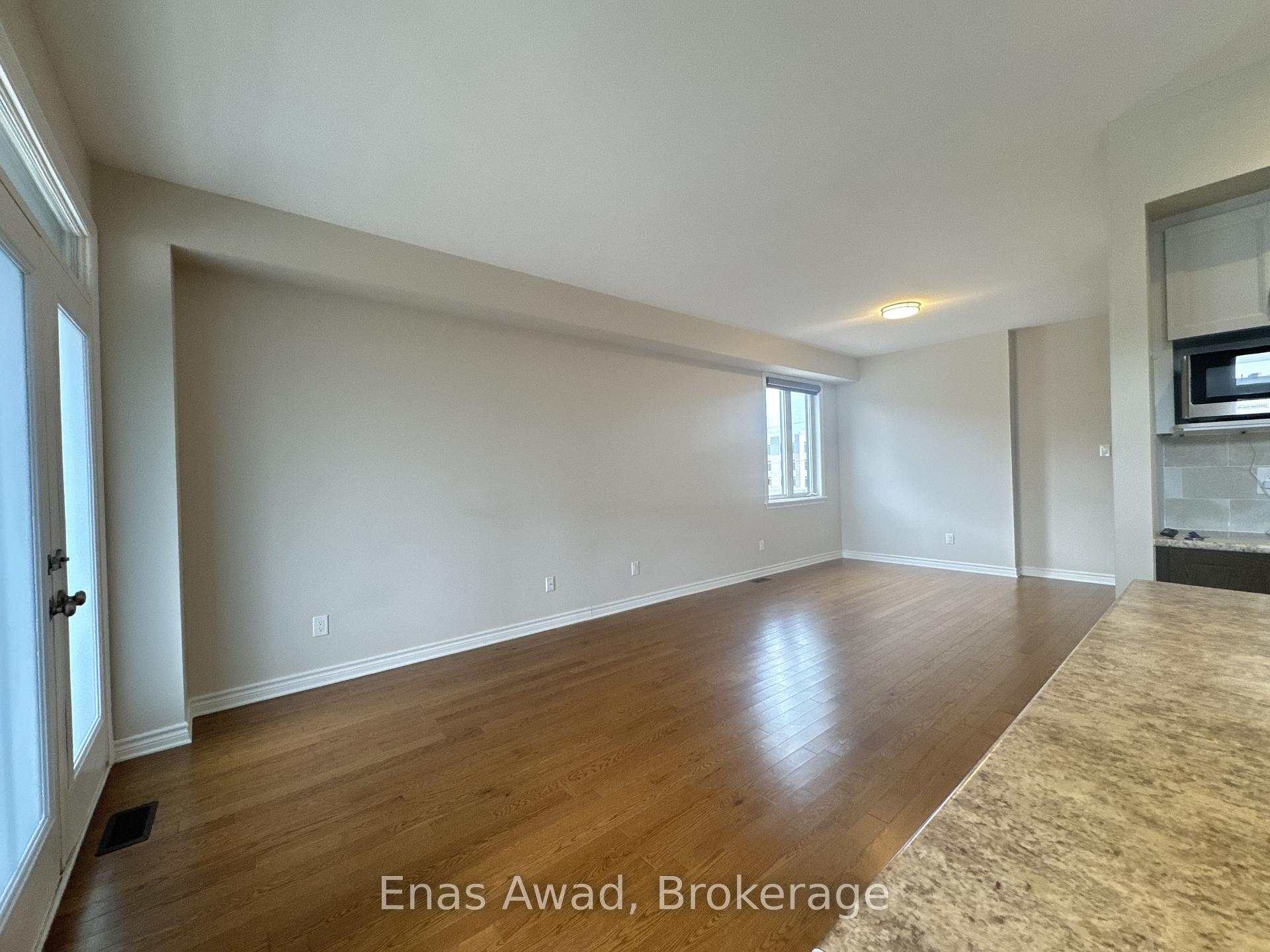 Photo 7 of 170 Gothenburg Private, Ottawa, Riverside South/Gloucester Glen — HOMEH