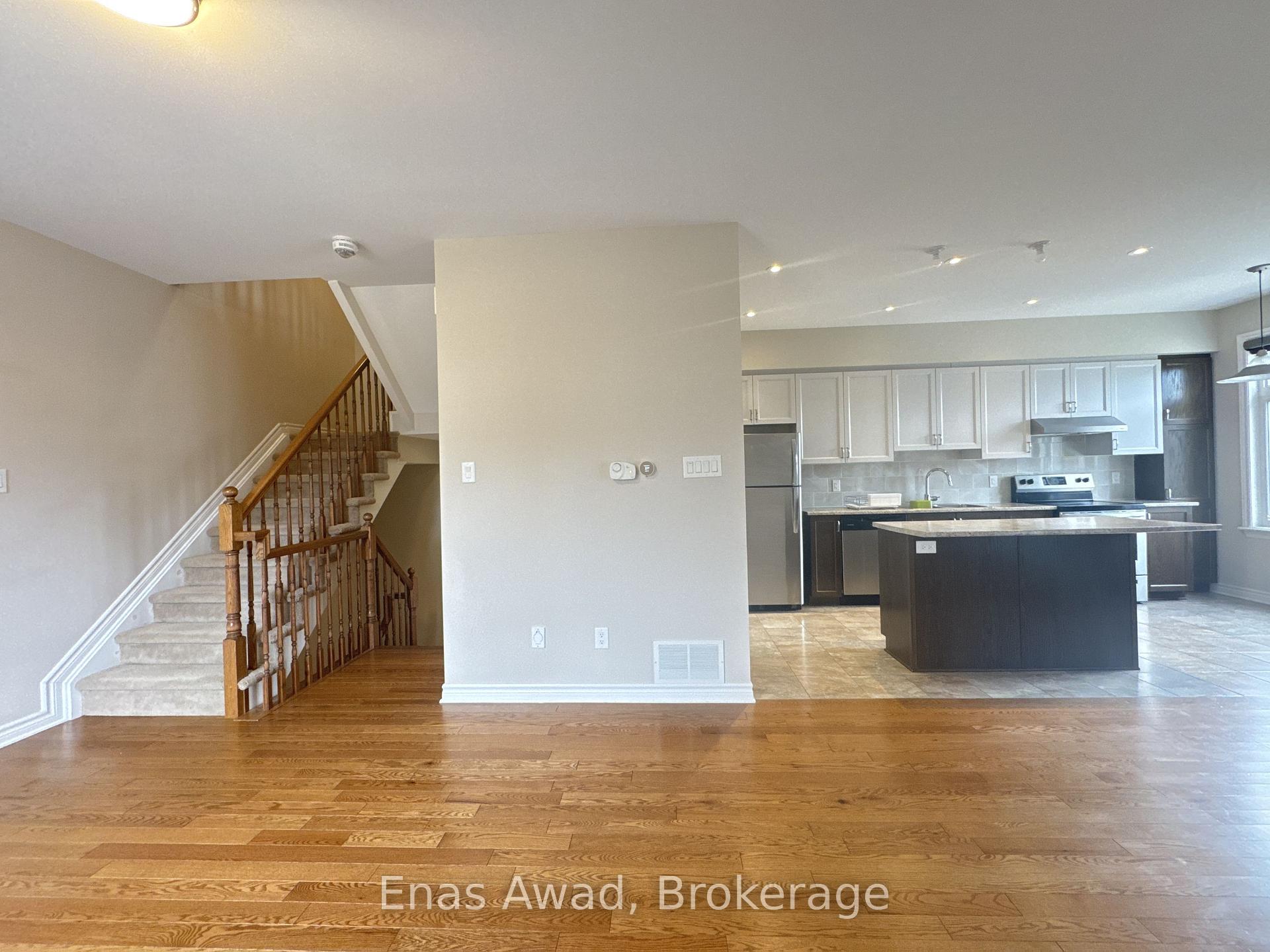 Photo 8 of 170 Gothenburg Private, Ottawa, Riverside South/Gloucester Glen — HOMEH