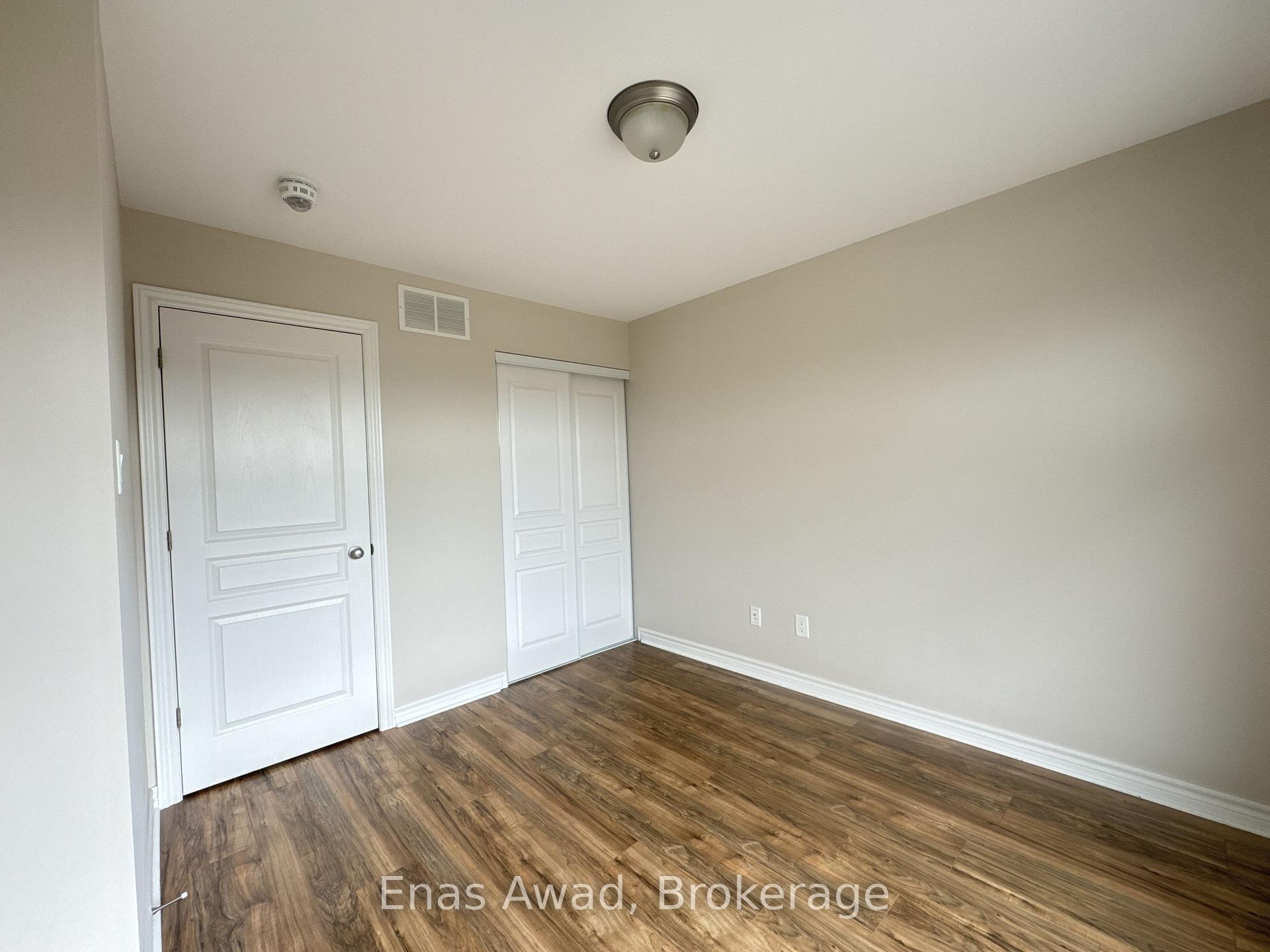 Photo 11 of 170 Gothenburg Private, Ottawa, Riverside South/Gloucester Glen — HOMEH