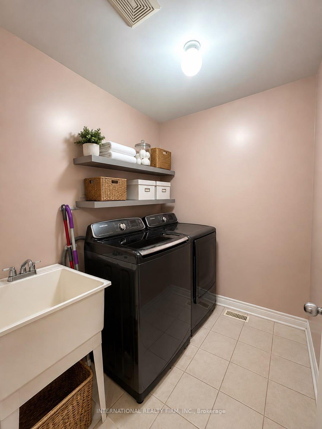 Photo 12 of 12 Fountainview Way, Brampton, Bramalea North Industrial — HOMEH