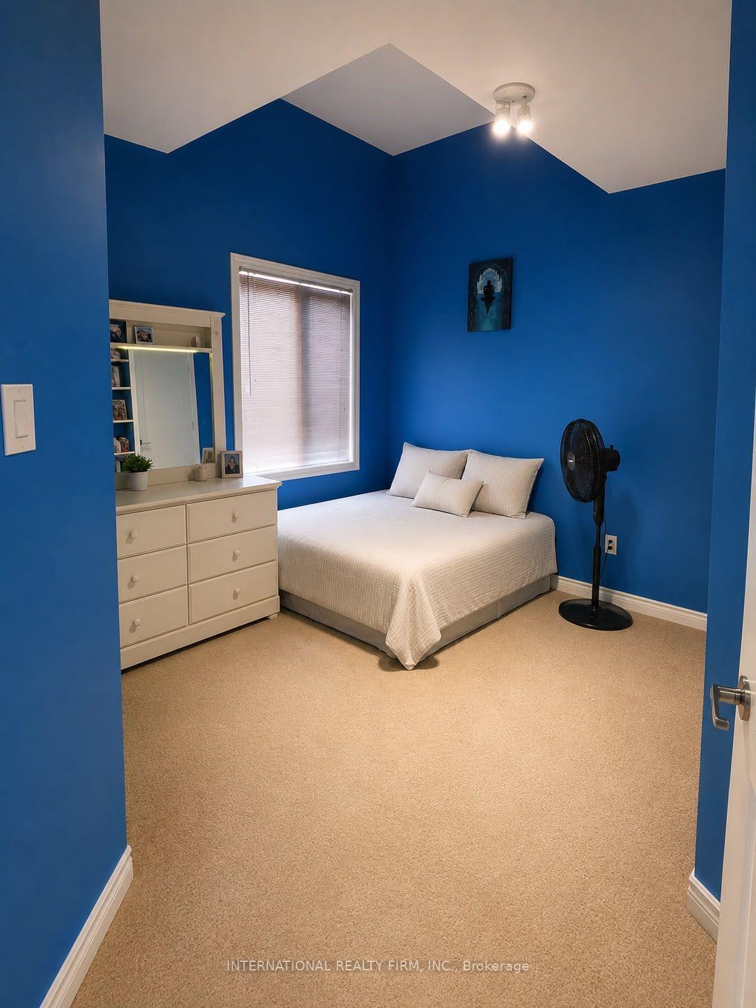 Photo 14 of 12 Fountainview Way, Brampton, Bramalea North Industrial — HOMEH