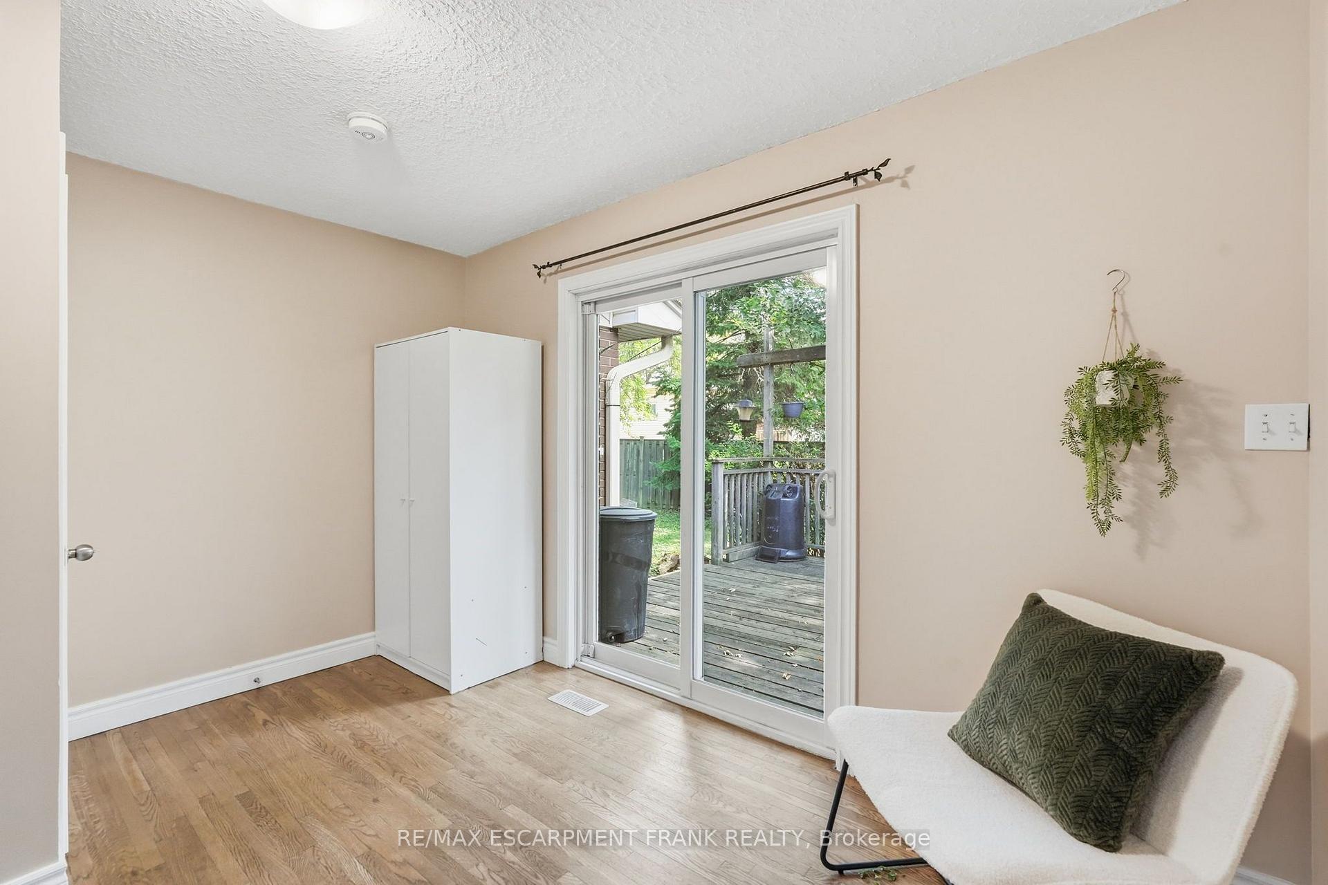 Photo 19 of 8 Emming Court, Hamilton, Buchanan — HOMEH