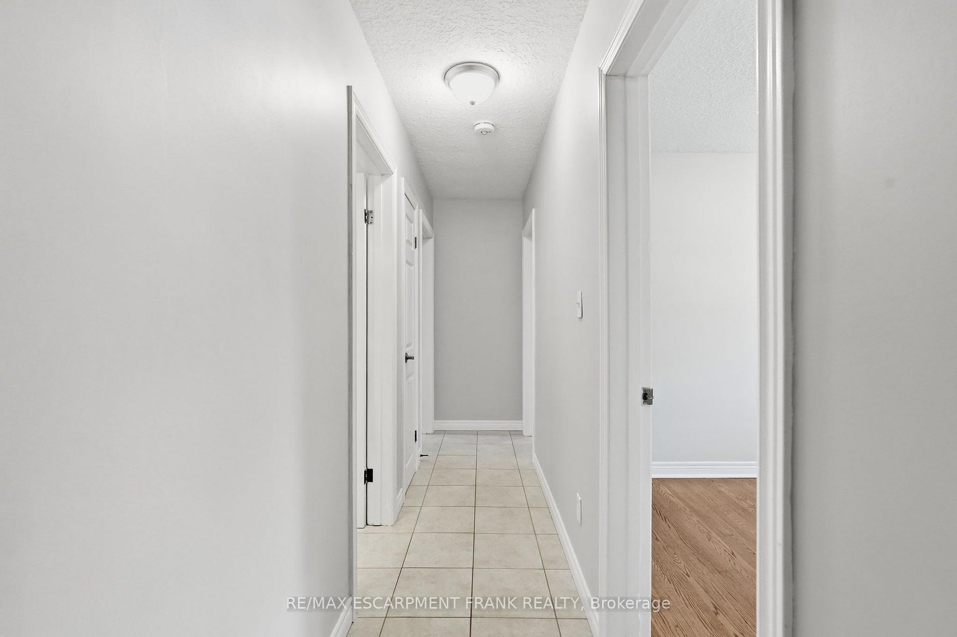 Photo 20 of 8 Emming Court, Hamilton, Buchanan — HOMEH