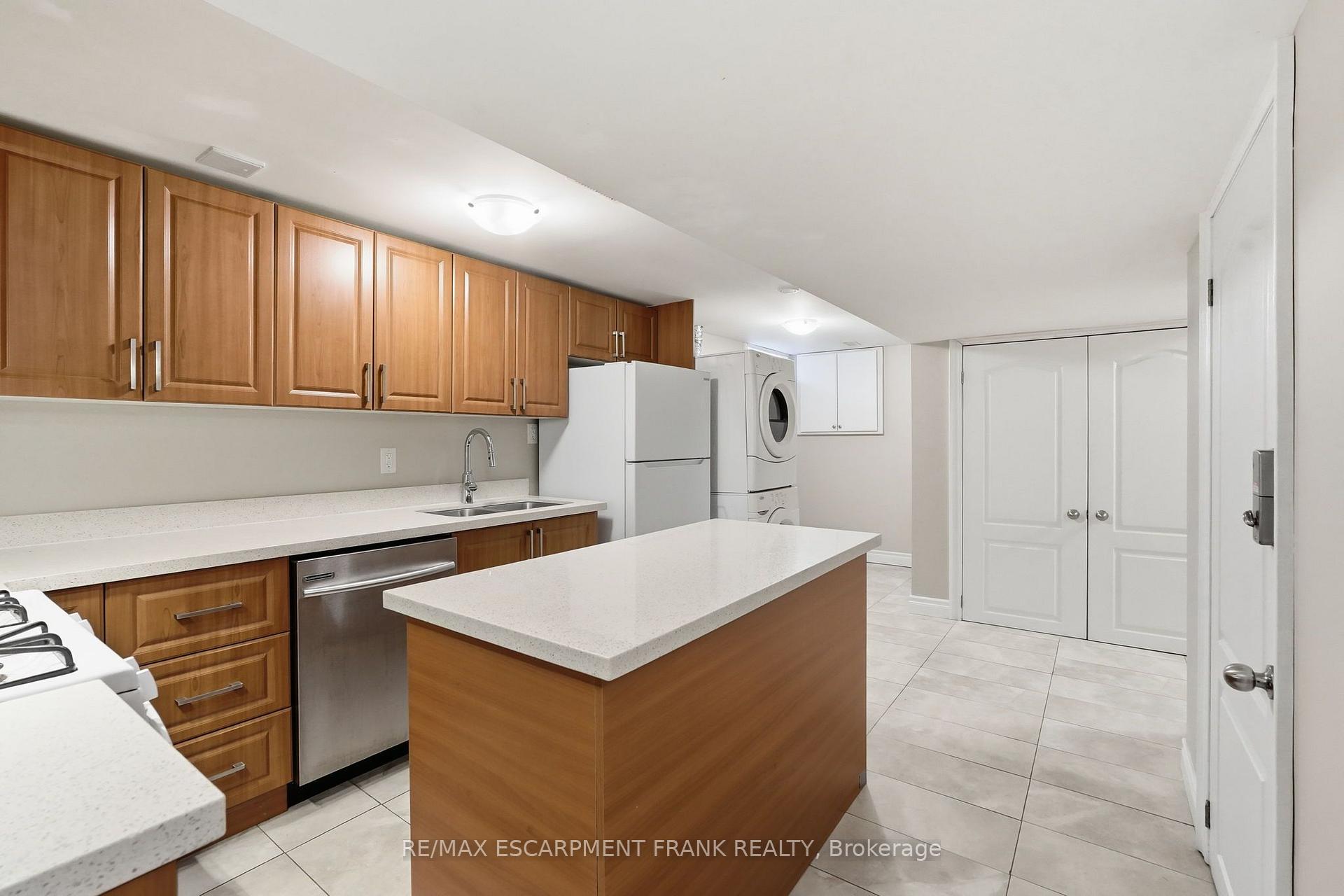 Photo 31 of 8 Emming Court, Hamilton, Buchanan — HOMEH