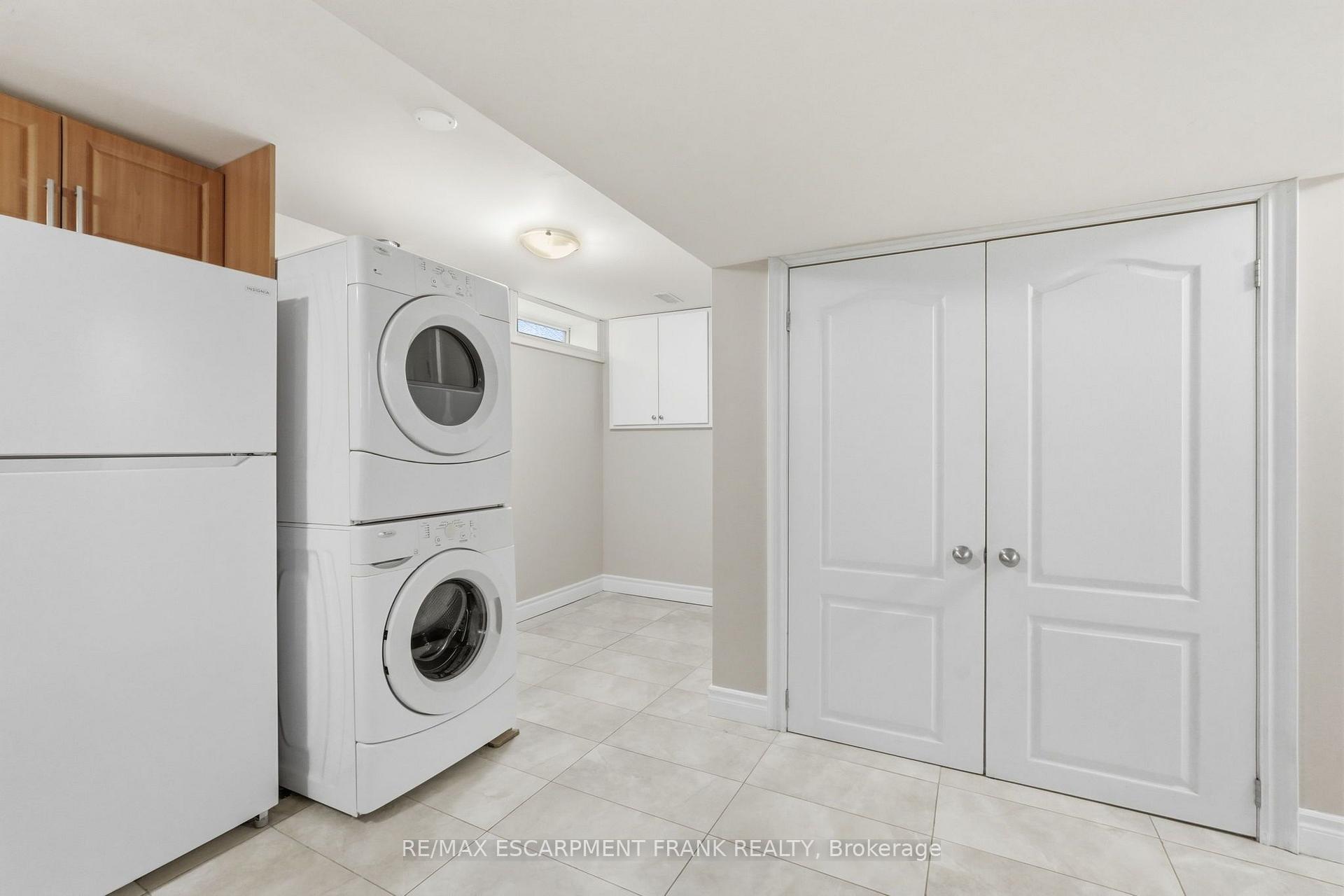 Photo 32 of 8 Emming Court, Hamilton, Buchanan — HOMEH