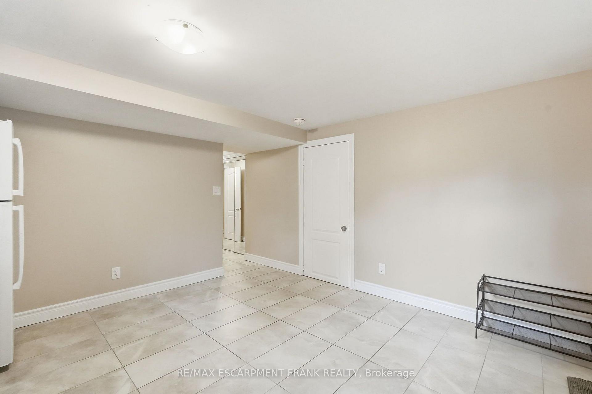 Photo 37 of 8 Emming Court, Hamilton, Buchanan — HOMEH