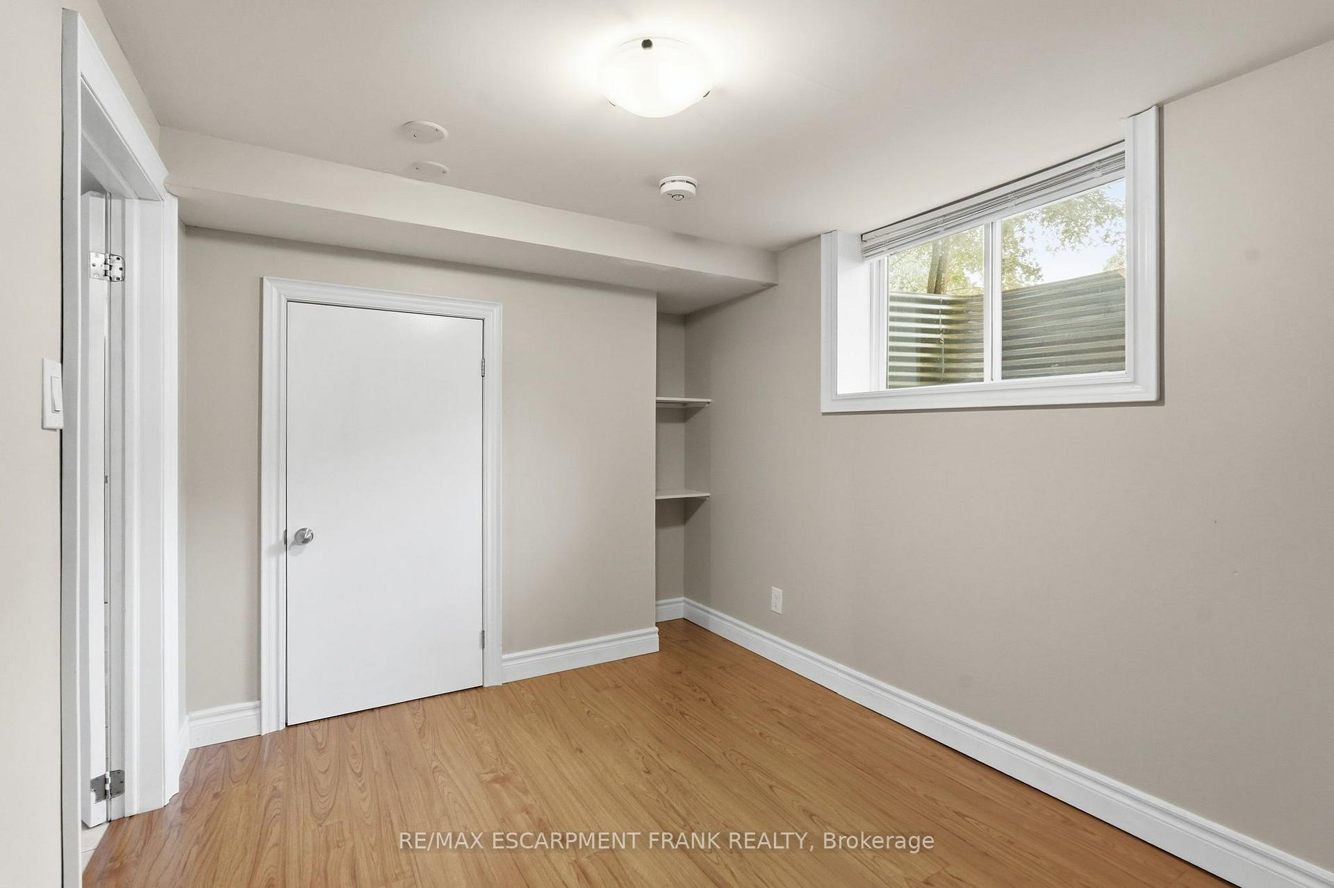 Photo 39 of 8 Emming Court, Hamilton, Buchanan — HOMEH