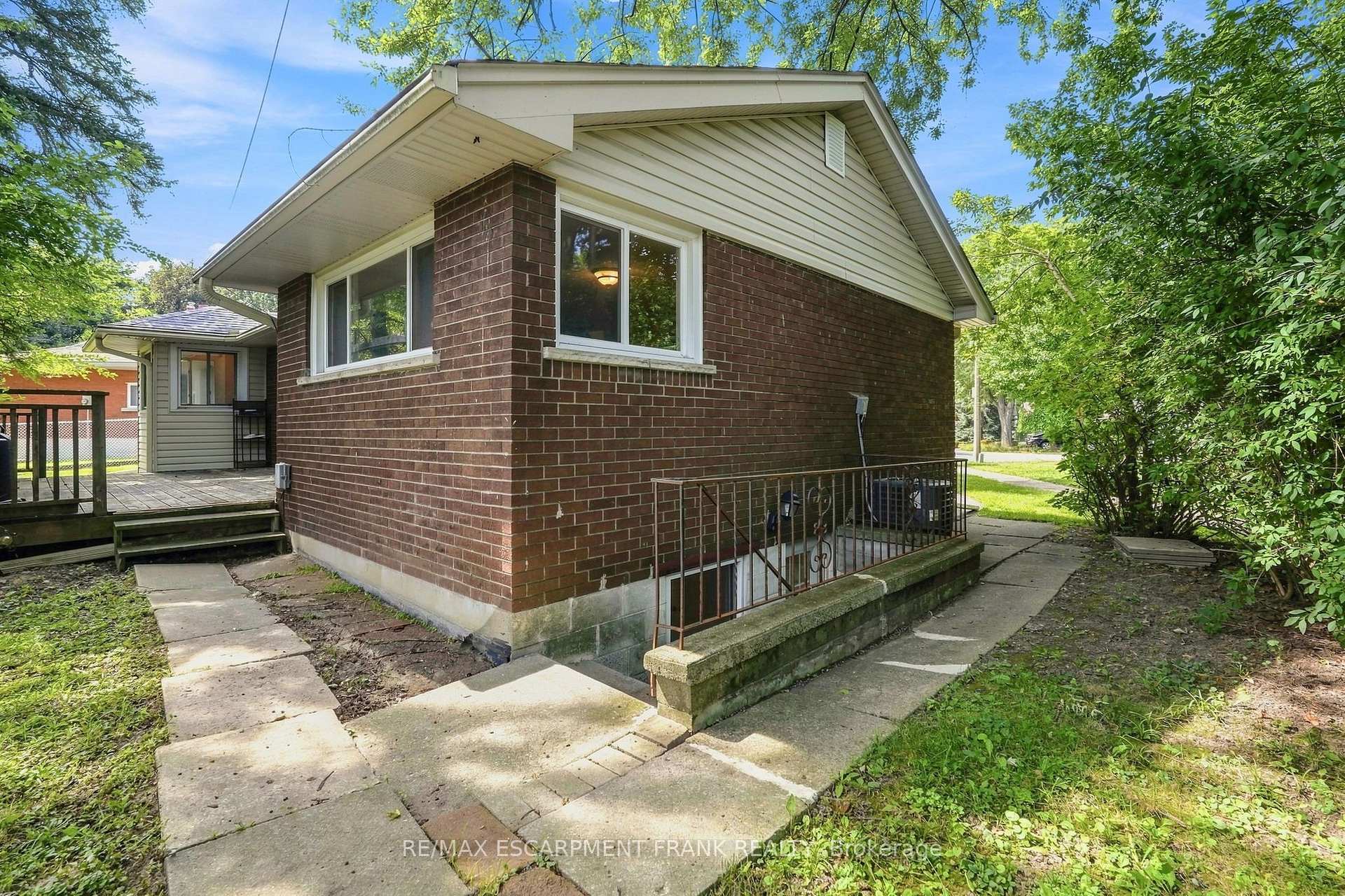 Photo 48 of 8 Emming Court, Hamilton, Buchanan — HOMEH