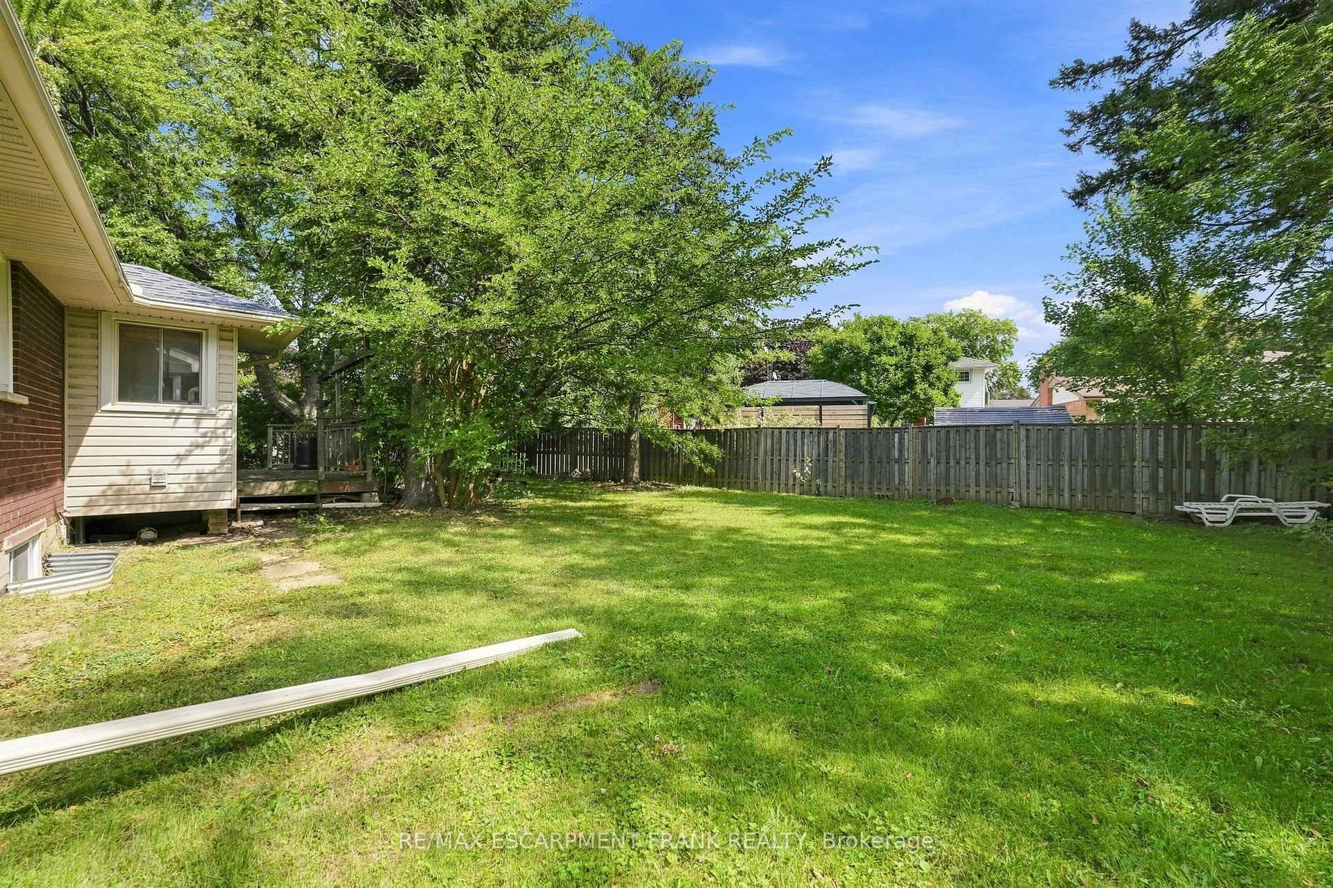 Photo 50 of 8 Emming Court, Hamilton, Buchanan — HOMEH