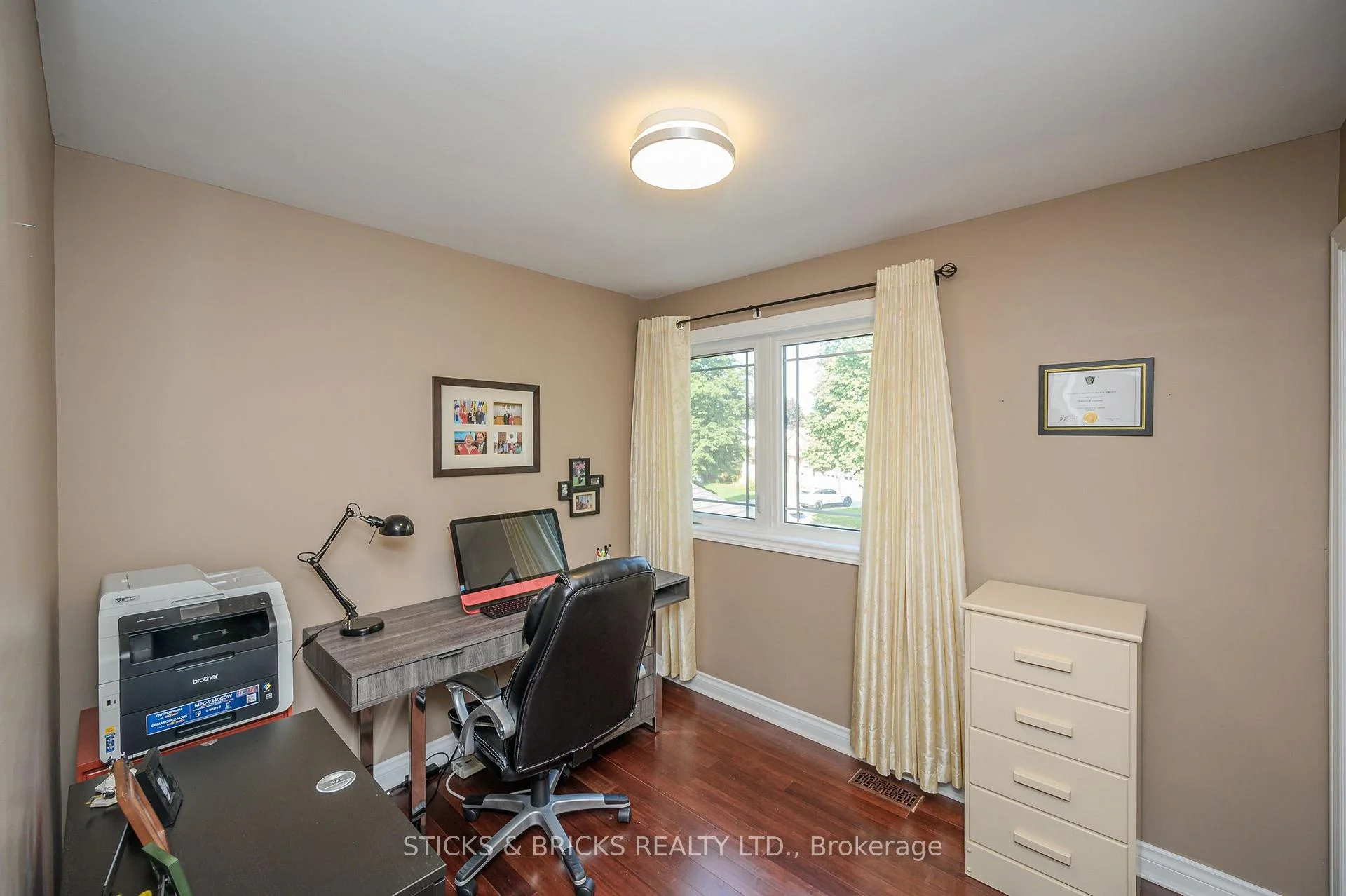 Photo 50 of 7102 Burbank Crescent, Niagara Falls, Stamford — HOMEH