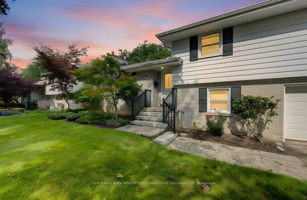 Photo 2 of 204 Stanley Drive, Waterloo, Uptown West — HOMEH