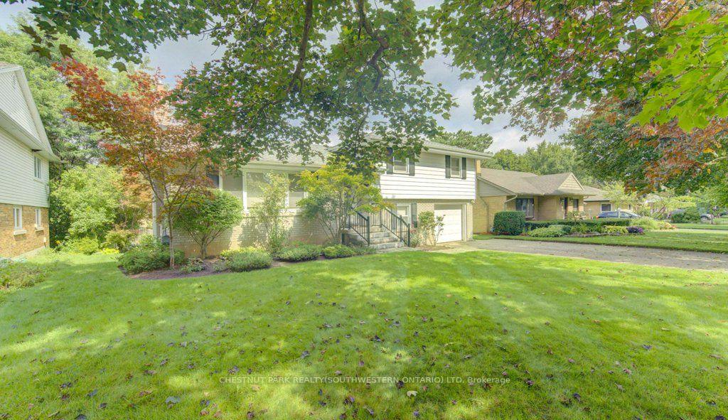 Photo 5 of 204 Stanley Drive, Waterloo, Uptown West — HOMEH