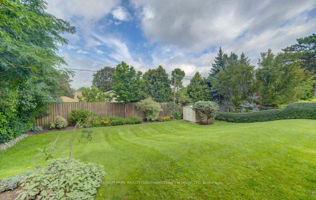Photo 11 of 204 Stanley Drive, Waterloo, Uptown West — HOMEH