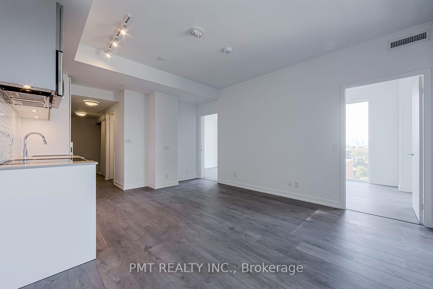 Photo 5 of Unit 709, 270 Dufferin Street, Toronto, South Parkdale — HOMEH