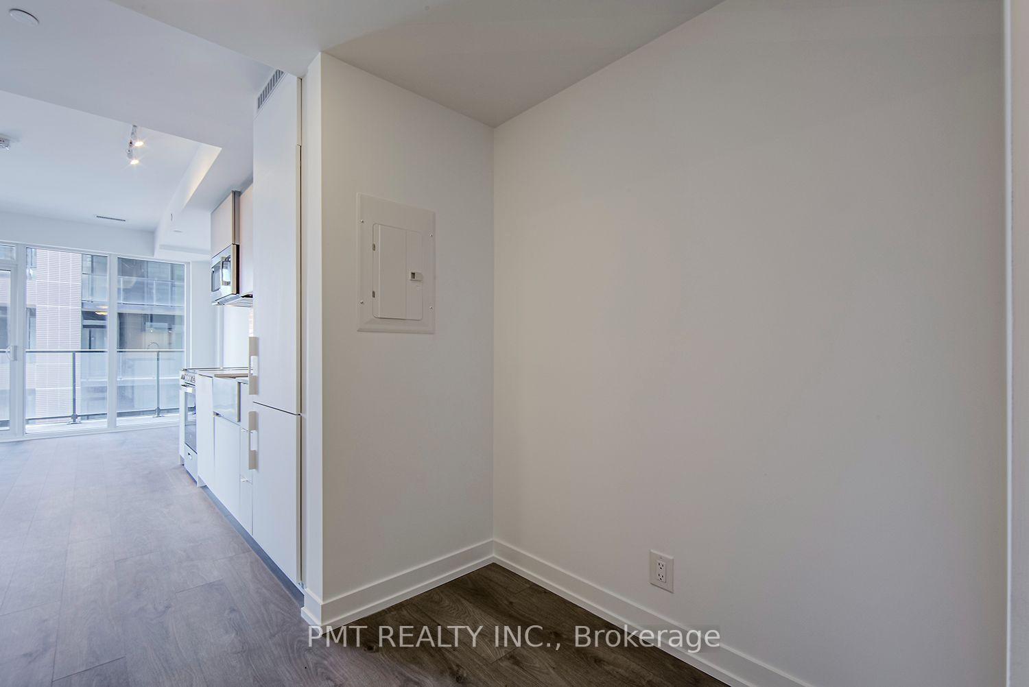 Photo 9 of Unit 709, 270 Dufferin Street, Toronto, South Parkdale — HOMEH
