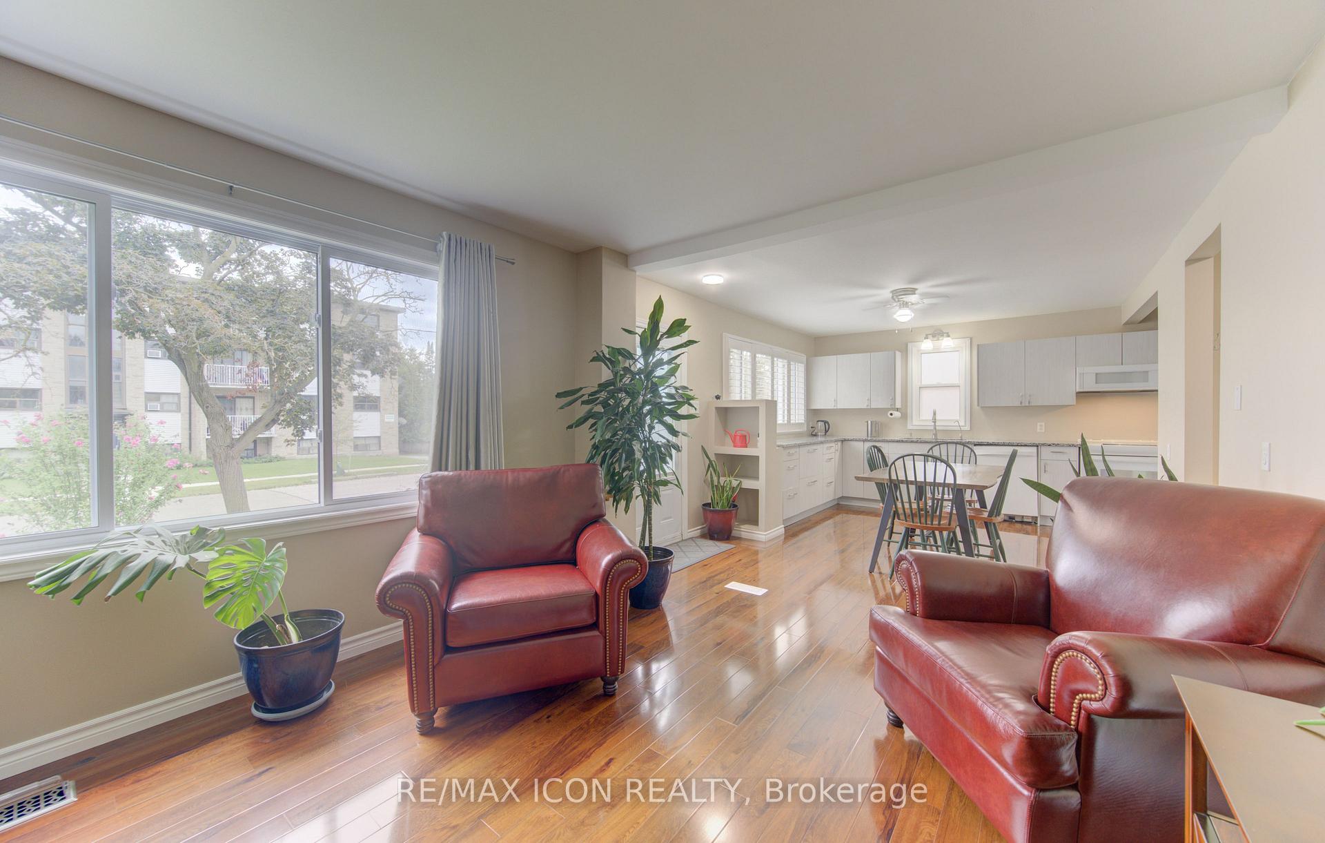 Photo 14 of 104 Mausser Avenue, Kitchener, Southdale — HOMEH