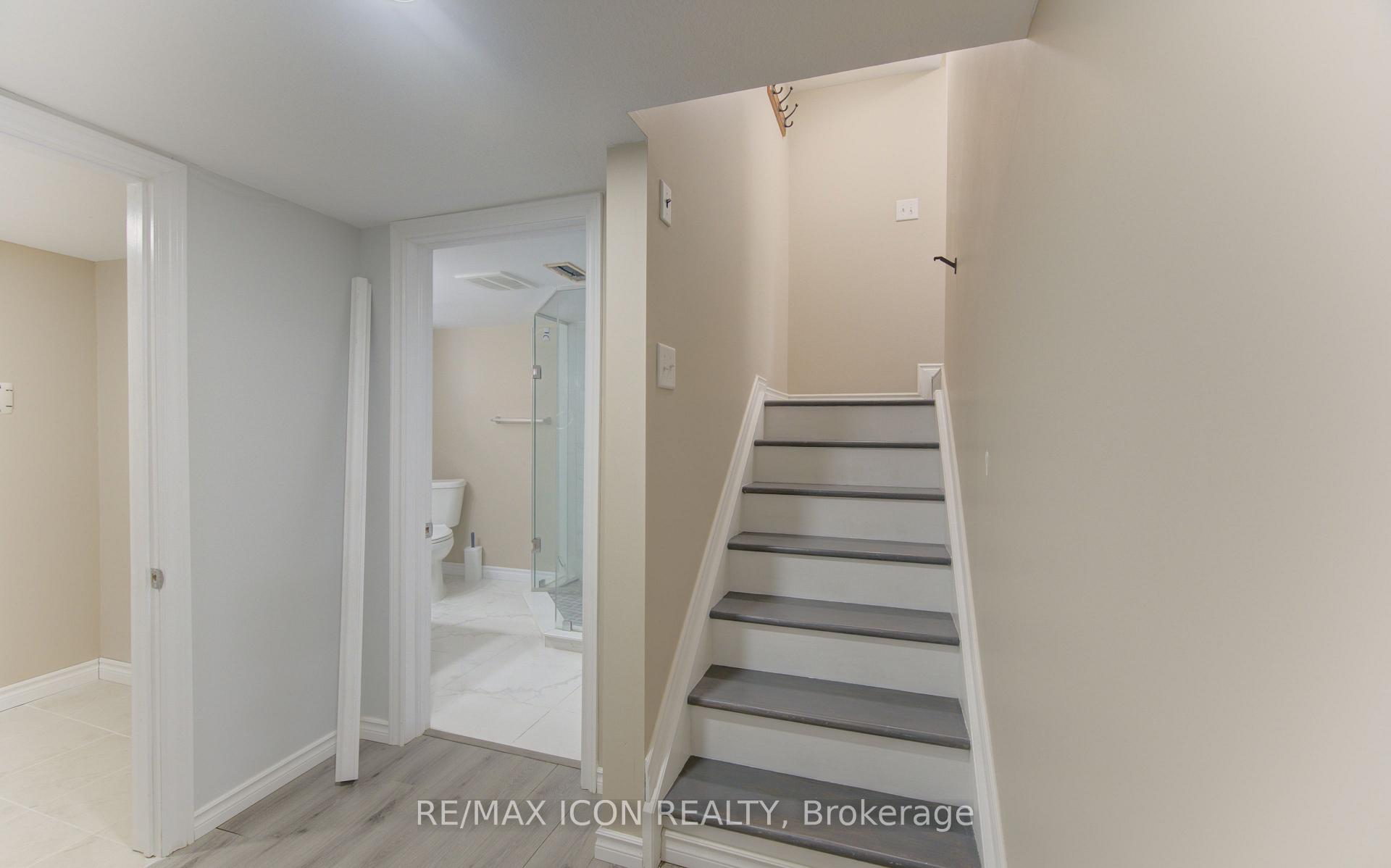 Photo 35 of 104 Mausser Avenue, Kitchener, Southdale — HOMEH