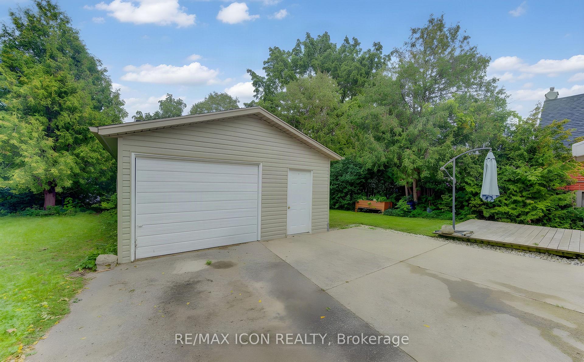Photo 42 of 104 Mausser Avenue, Kitchener, Southdale — HOMEH